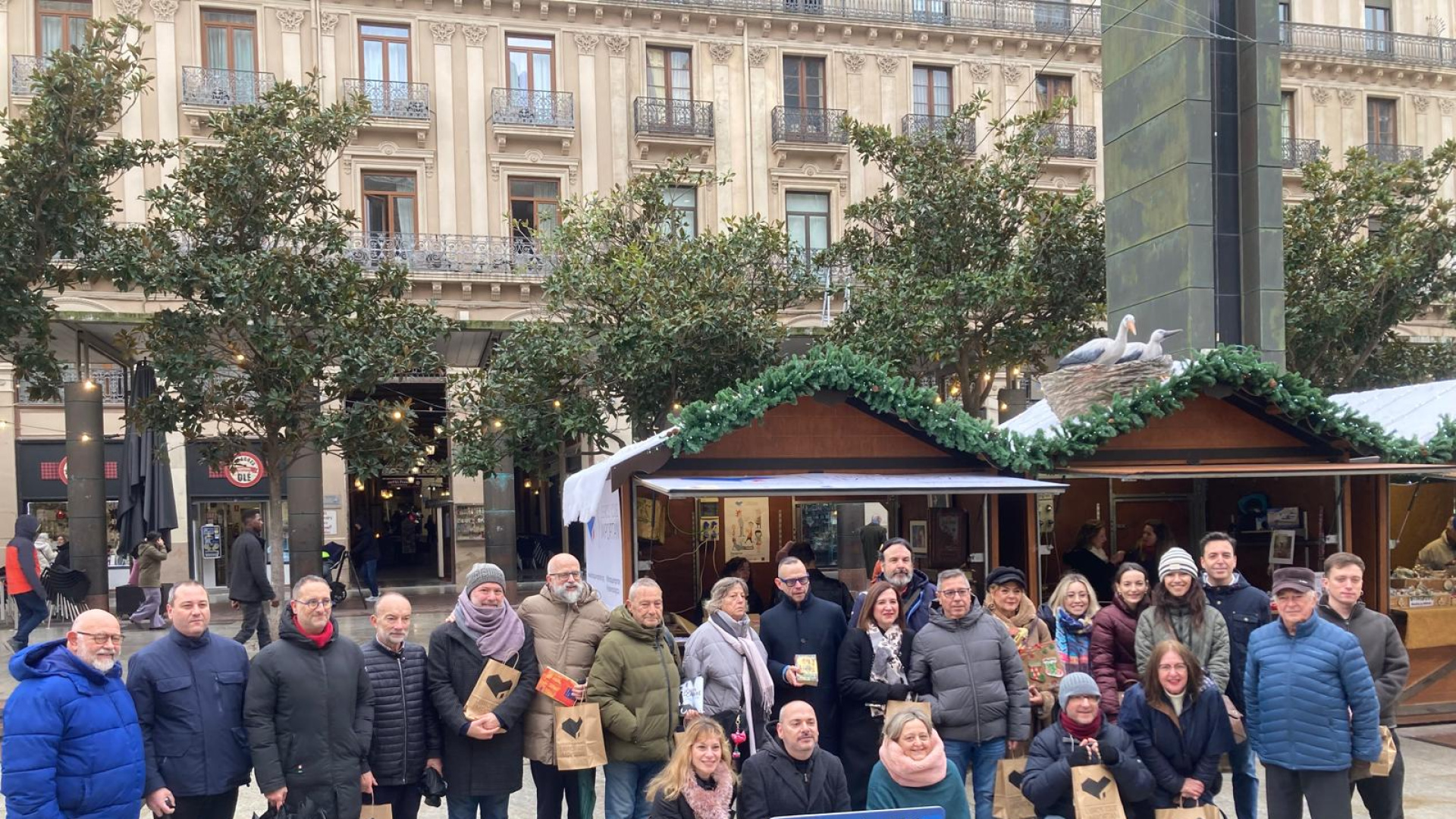 "El libro que leí en mi embarazo": el emocionante amigo invisible literario que une a Zaragoza