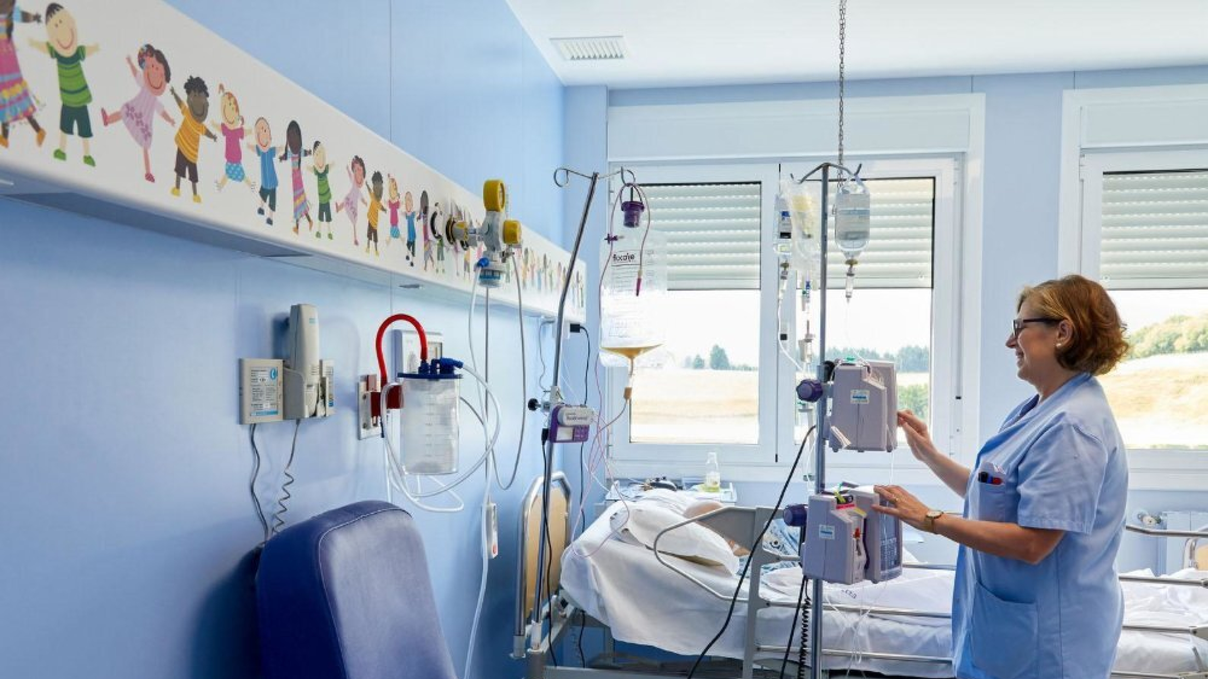 El relato de Aurora, madre de Auba, pone voz a la dura realidad del cáncer infantil