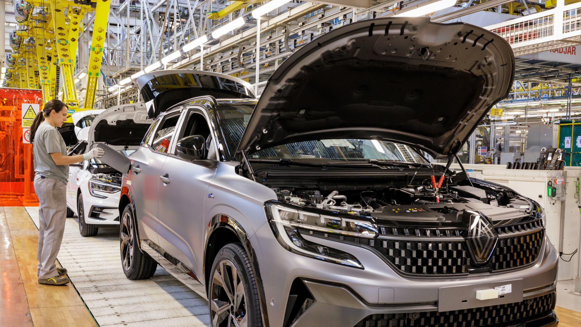 Los trabajadores de Renault en Castilla y León paran y no descartan la huelga indefinida: 