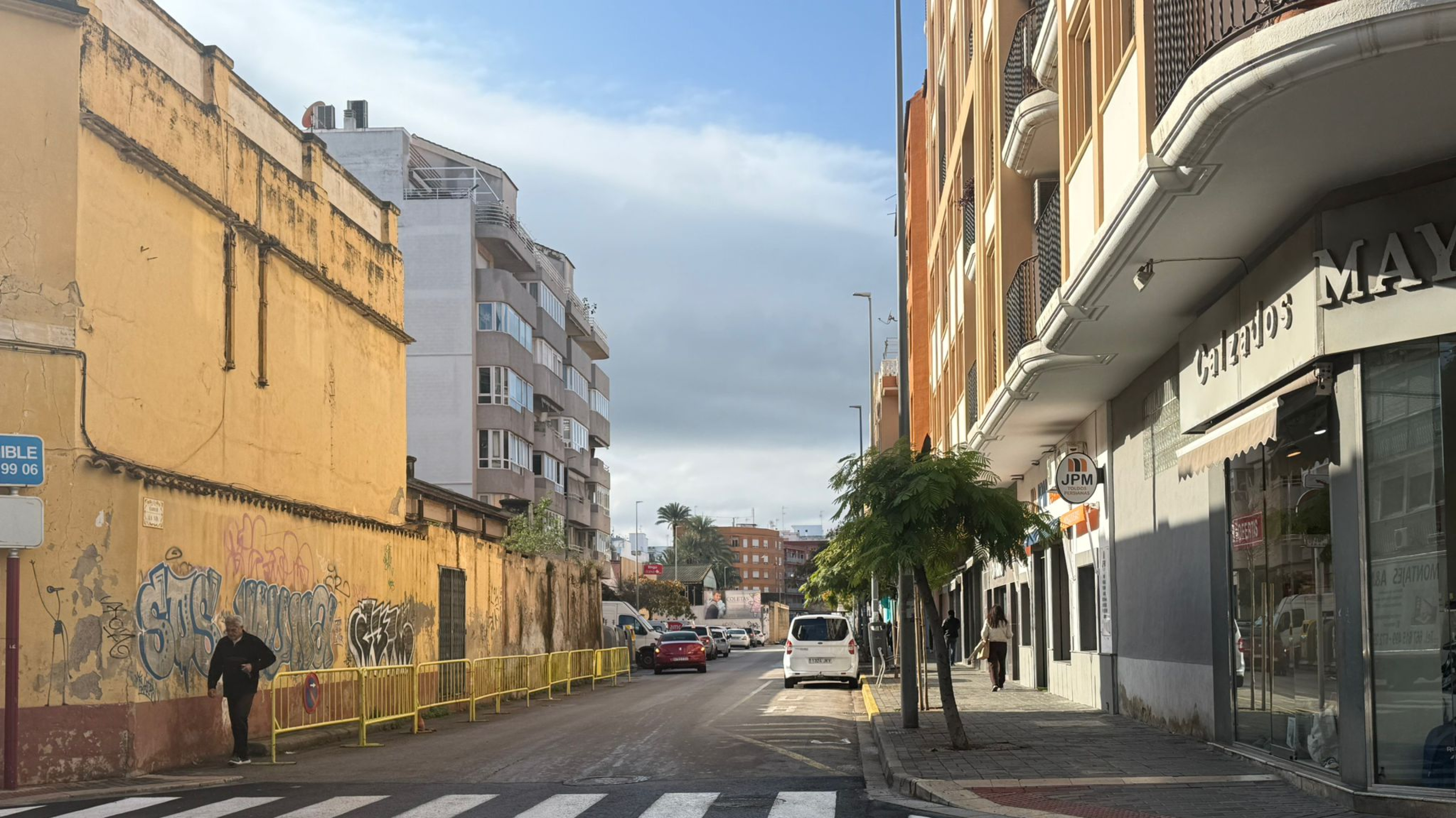 Dénia pone coto a Uber: la Policía Local vigilará que cumplan la ley