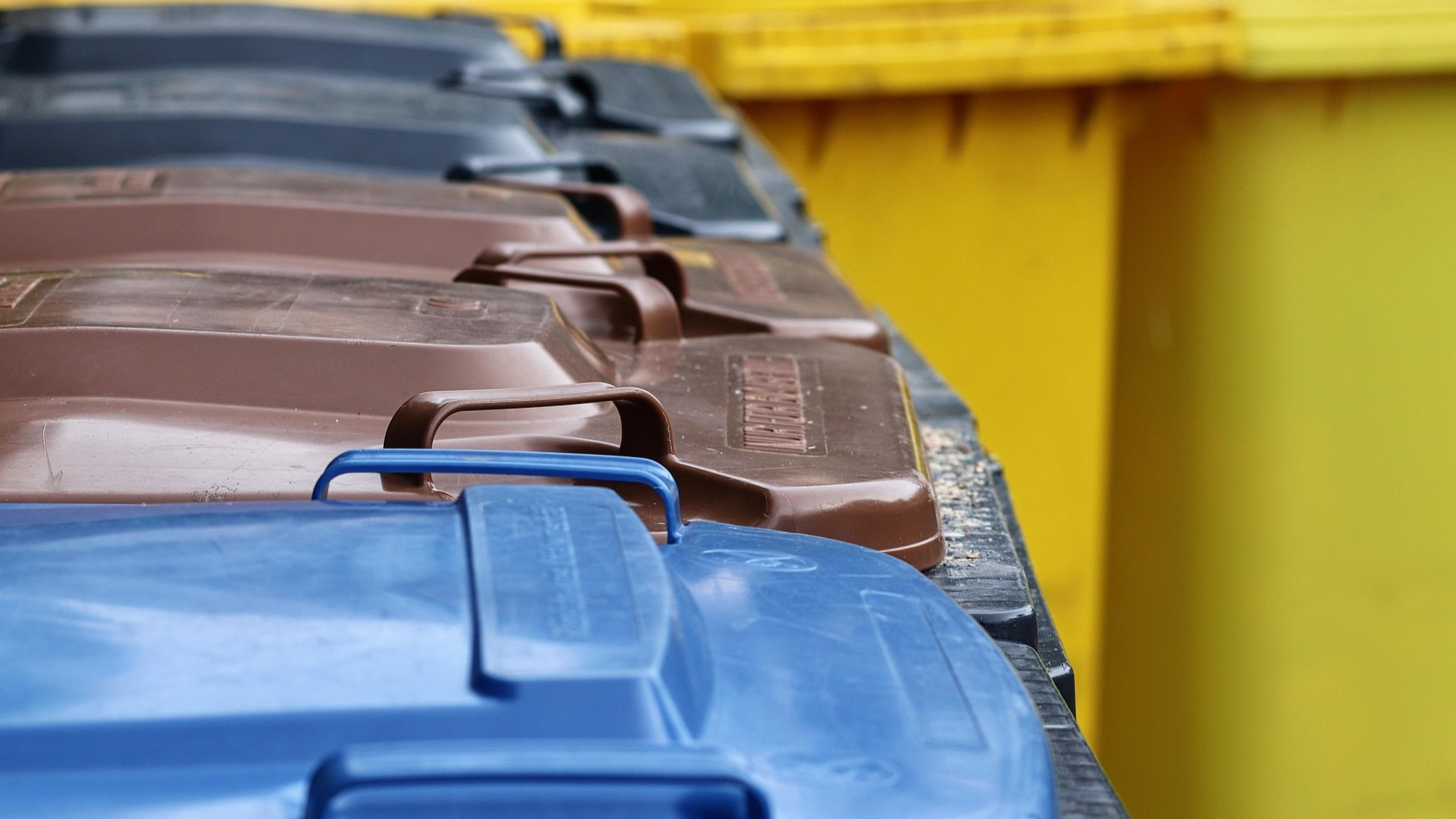 La ciudad de Baleares que expande el puerta a puerta a 1.000 vecinos de grandes edificios y elimina los contenedores: 