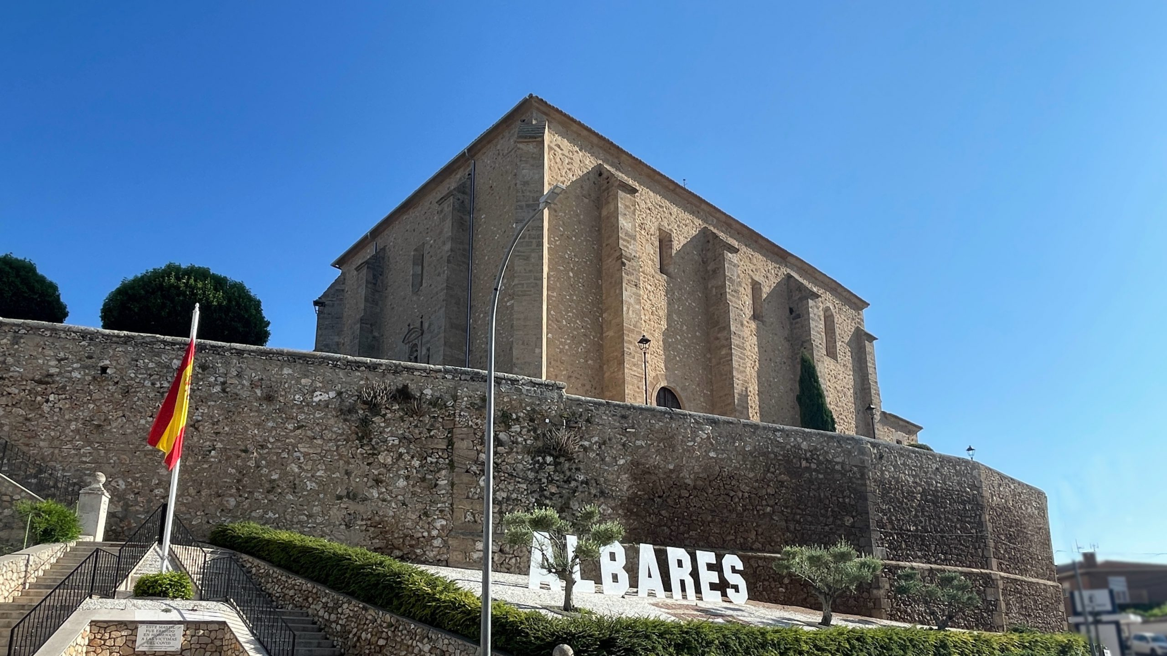 Casas desde 400 euros a 75 km de Madrid y con empleo en comercio, agricultura o construcción: la fórmula que está funcionando en la España vaciada