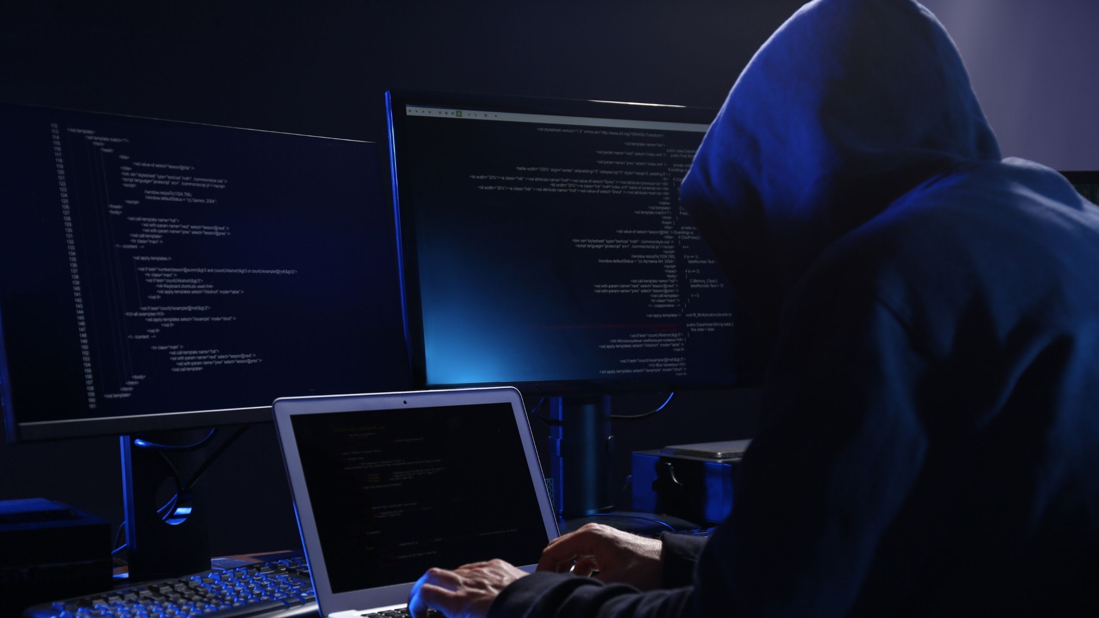 Expertos de la Policía revelan las claves para un internet seguro y cómo actuar ante las estafas: "No hay quien invierta más en I+D que los que se dedican a estas maldades"