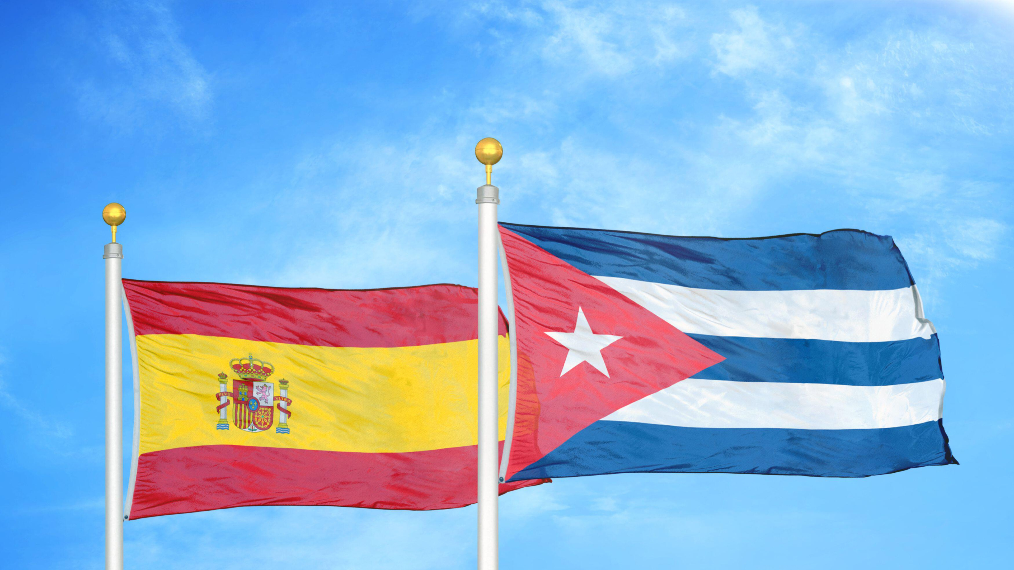 La doble crisis de Cuba: el turismo se hunde y una cubana en Mallorca desvela la "guerra interna" de su pueblo