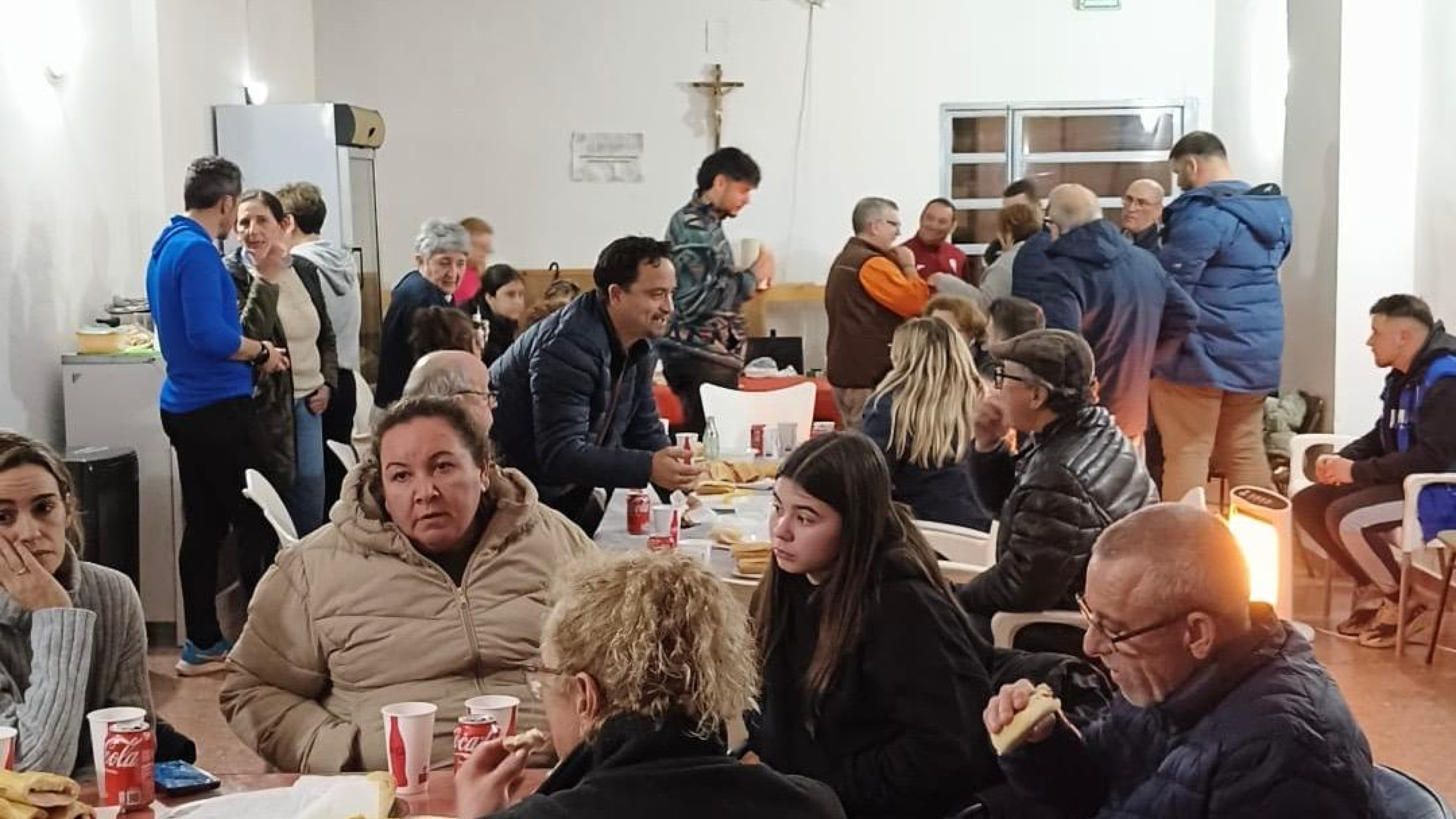 Solidaridad frente a la angustia por las inundaciones en Alcolea: "Estaban acompañados por sus vecinos y la parroquia"