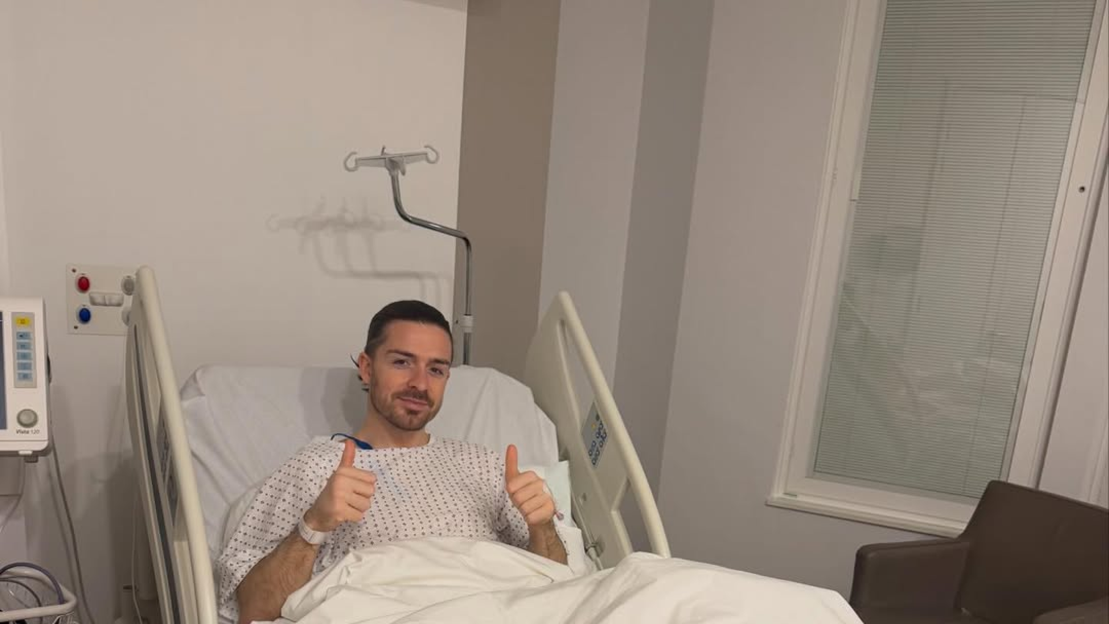 Jack Grealish, "destrozado", dice adiós a la temporada