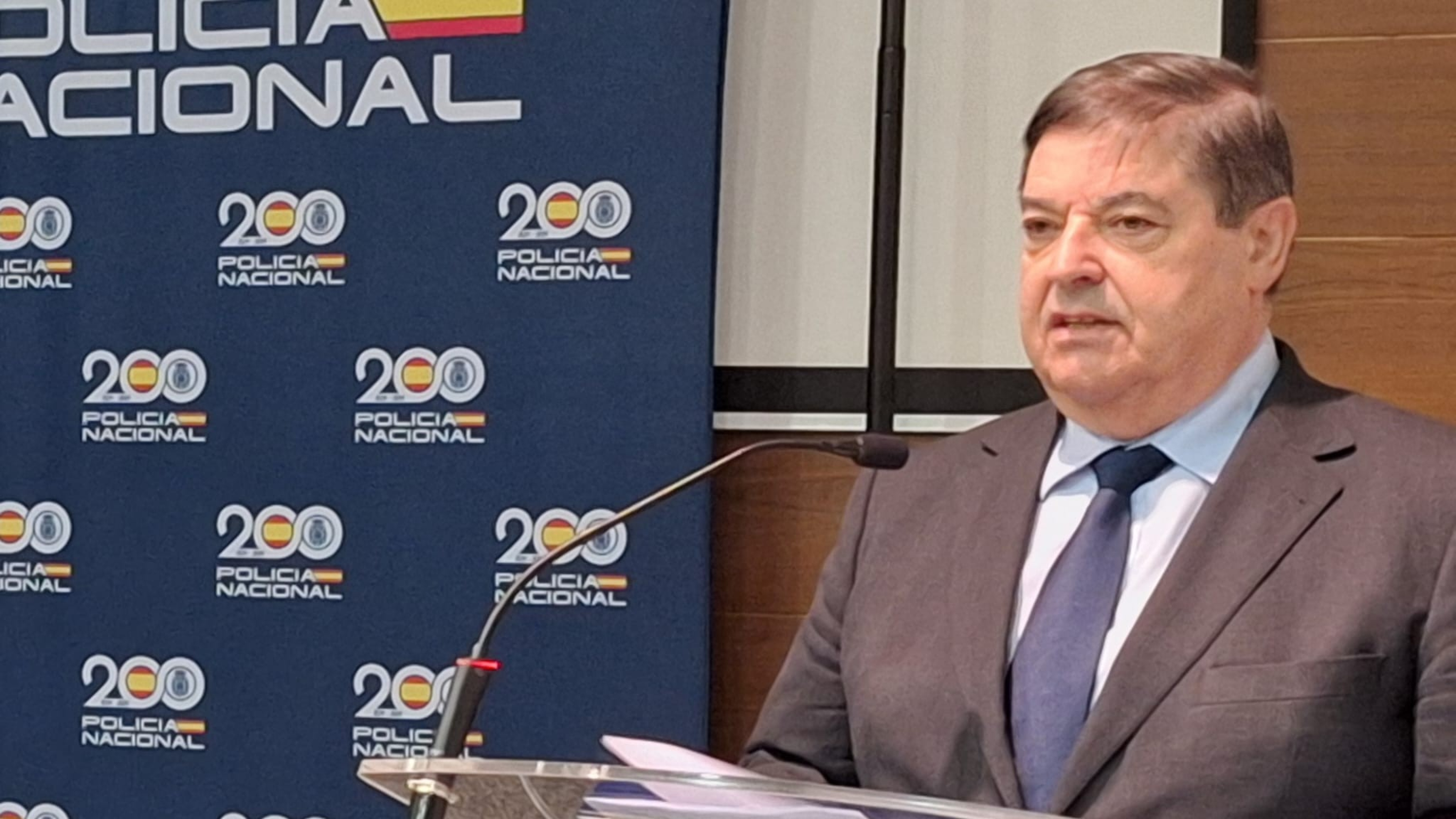 El Gobierno defiende la “magnífica” actuación policial en Ferrol y descarta falta de medios