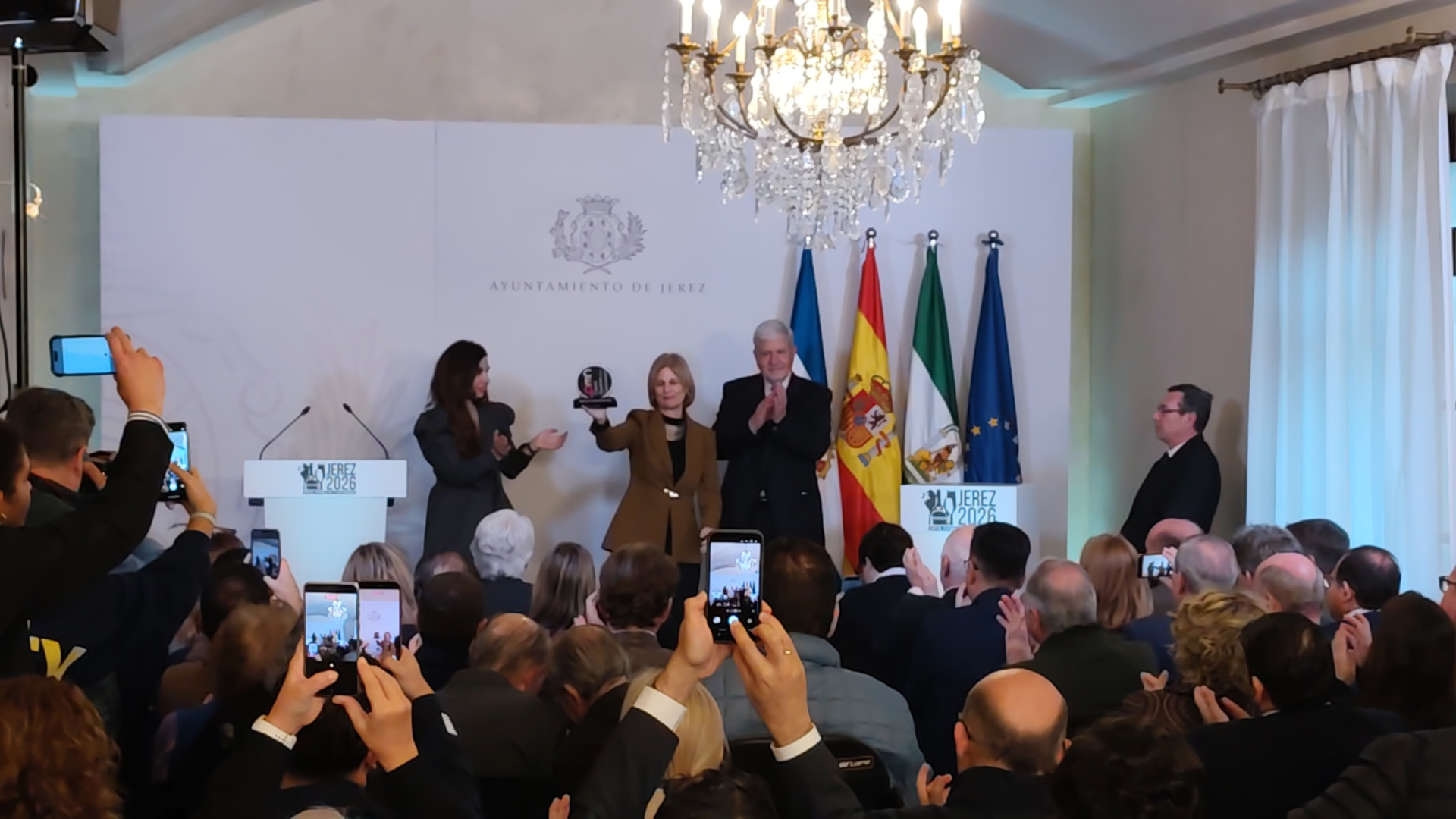 "Jerez va a brillar y el sol también": toma el relevo como Capital Española de la Gastronomía 2026 en un acto que no olvida los daños del temporal