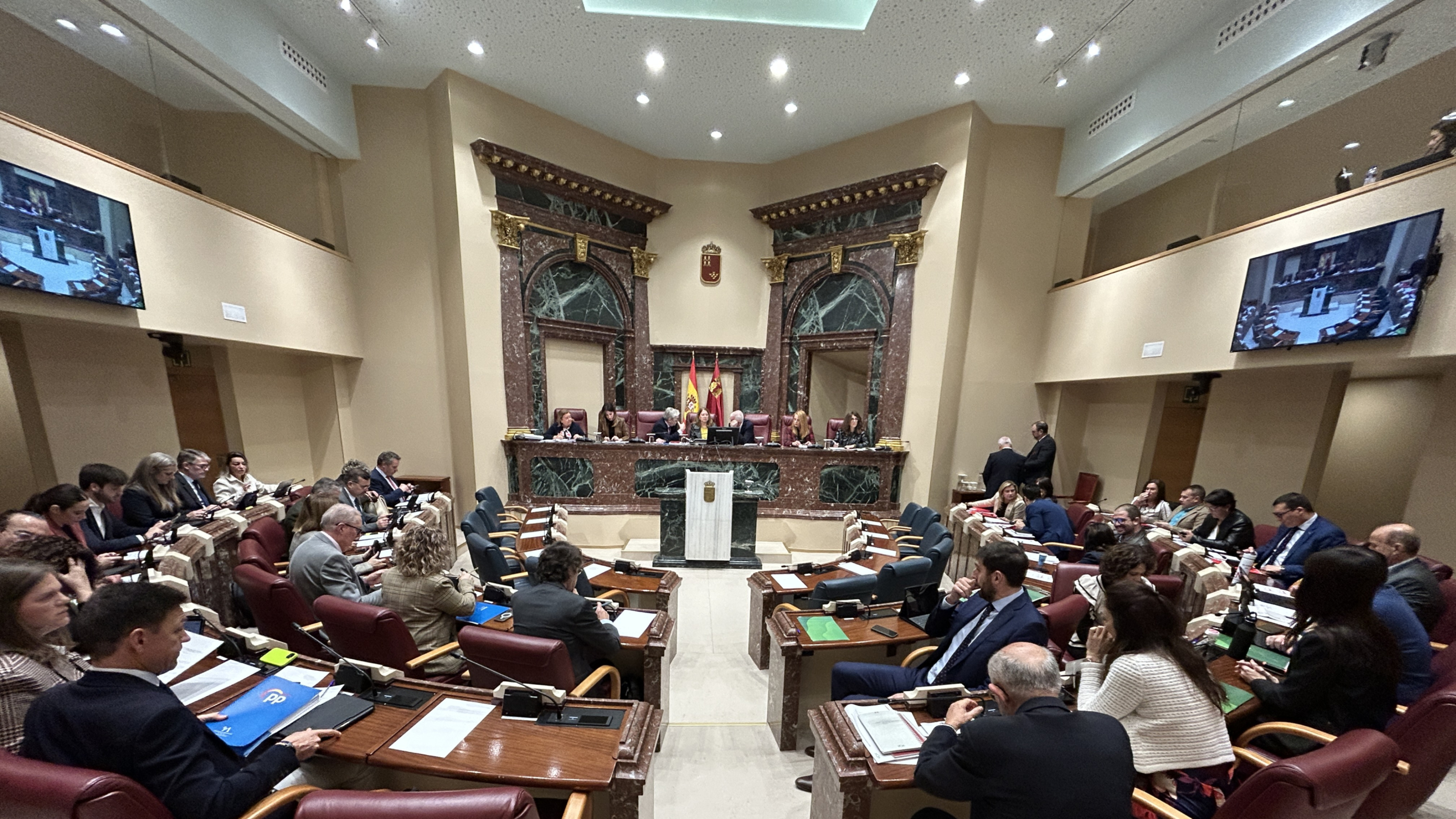 La Asamblea Regional de Murcia exige a SABIC un plan de futuro para la planta de Cartagena