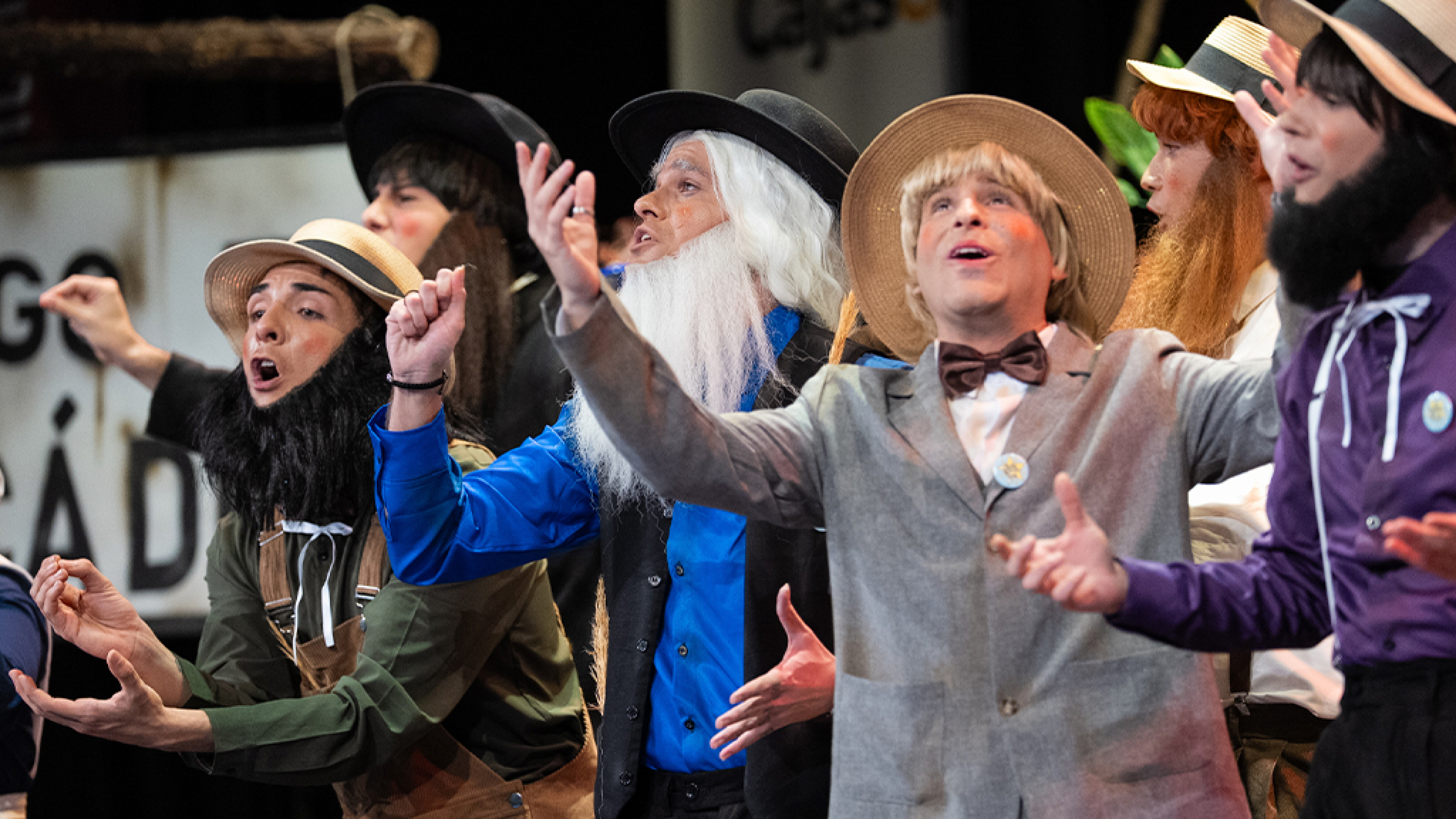 El Último Papelillo: la última semifinal del Falla decide a sus finalistas entre coplas de alto nivel y una polémica sobre la libertad de expresión