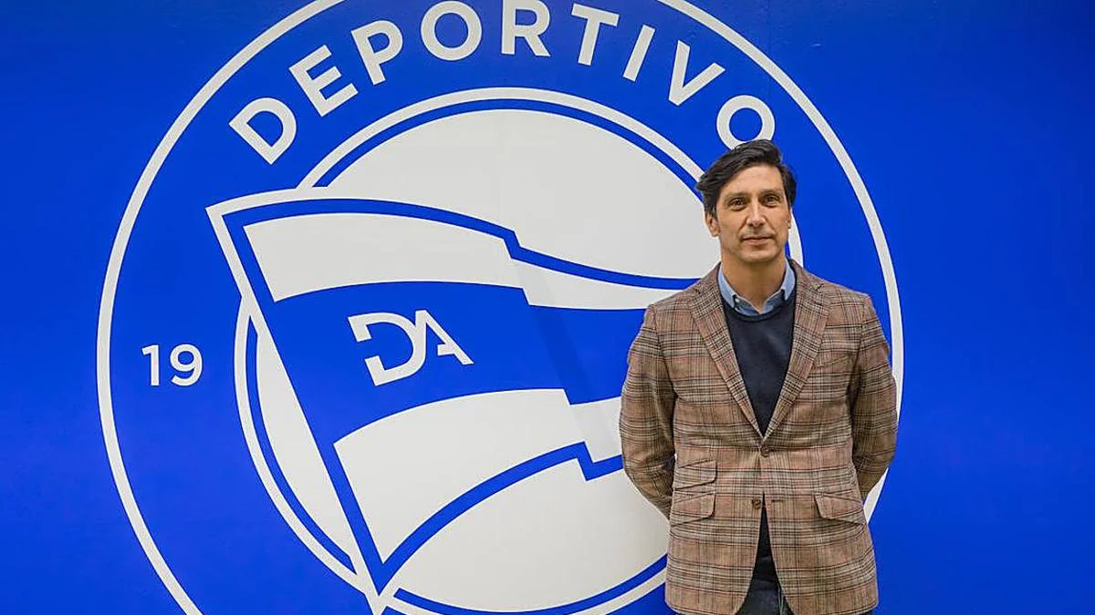 Sergio Fernández: "Estamos obligados a vender para ser sostenibles en Primera y la plantilla será mejor con todos"