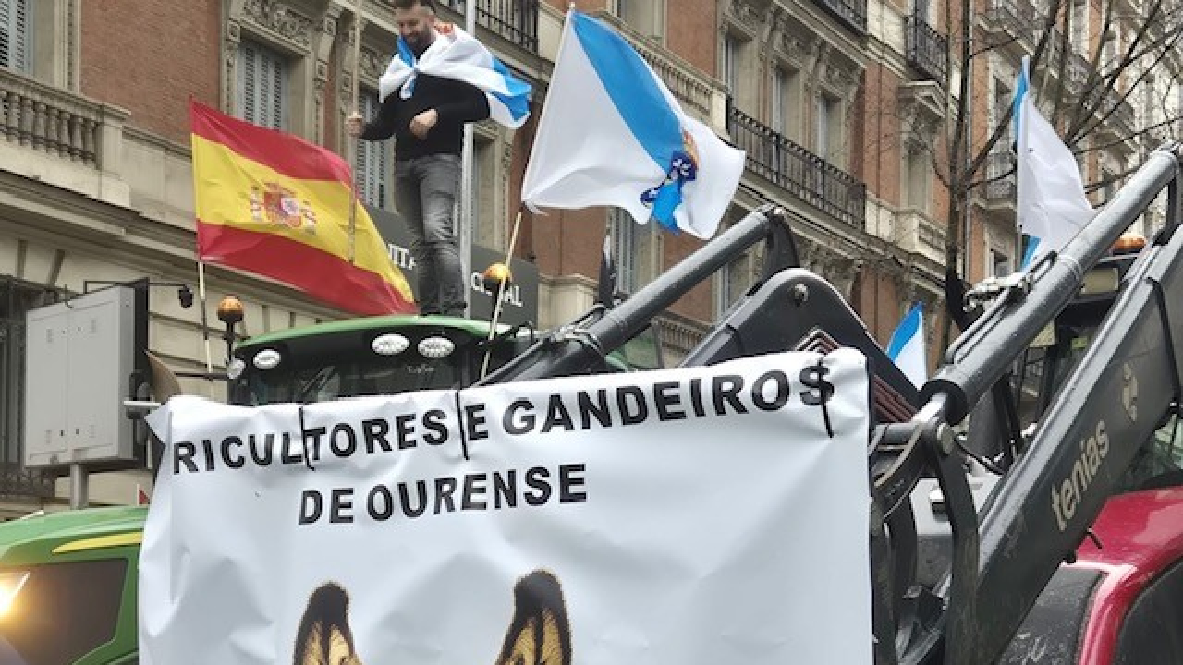 Javier, agricultor de Ourense: "No puedo explicar con palabras lo que veo en Madrid con gente que nos aplaude desde las ventanas y llena las calles"
