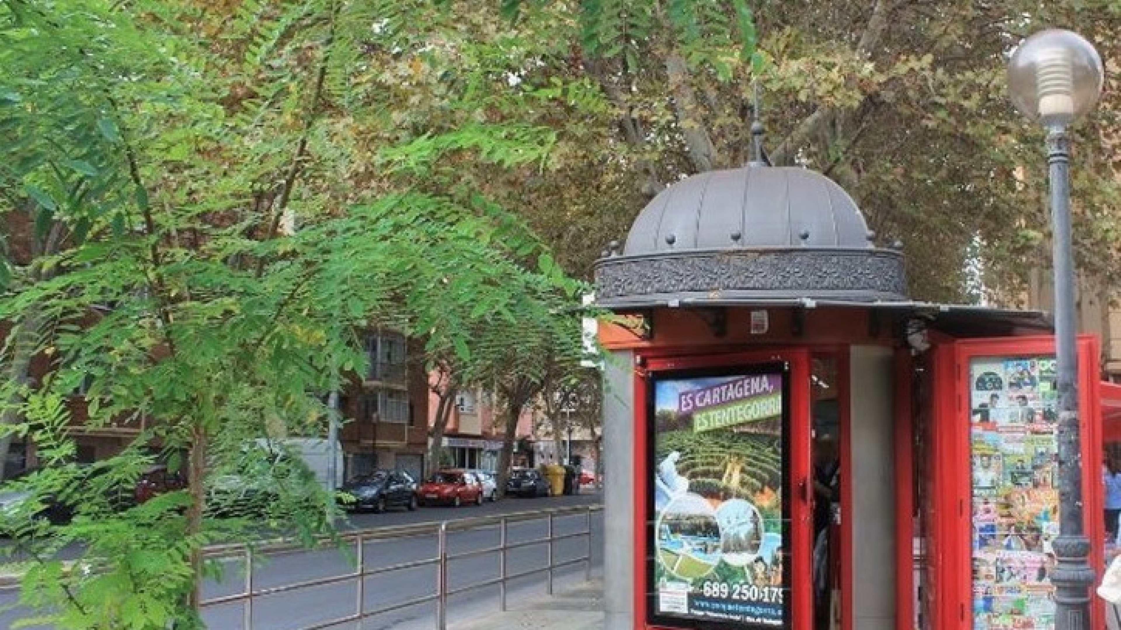 Los quioscos de prensa de Cartagena podrán convertirse en heladerías, churrerías, puntos de paquetería y venta de entradas