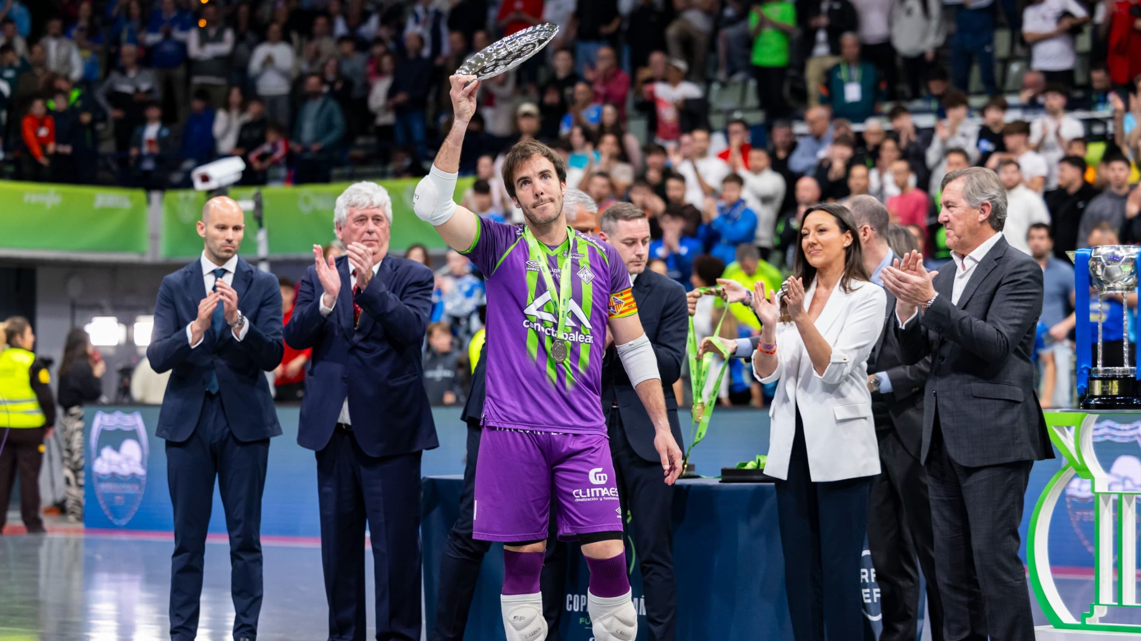 El portero del Palma Futsal, Carlos Barrón, indignado por el arbitraje ante Inter: "Es momento de decir basta"