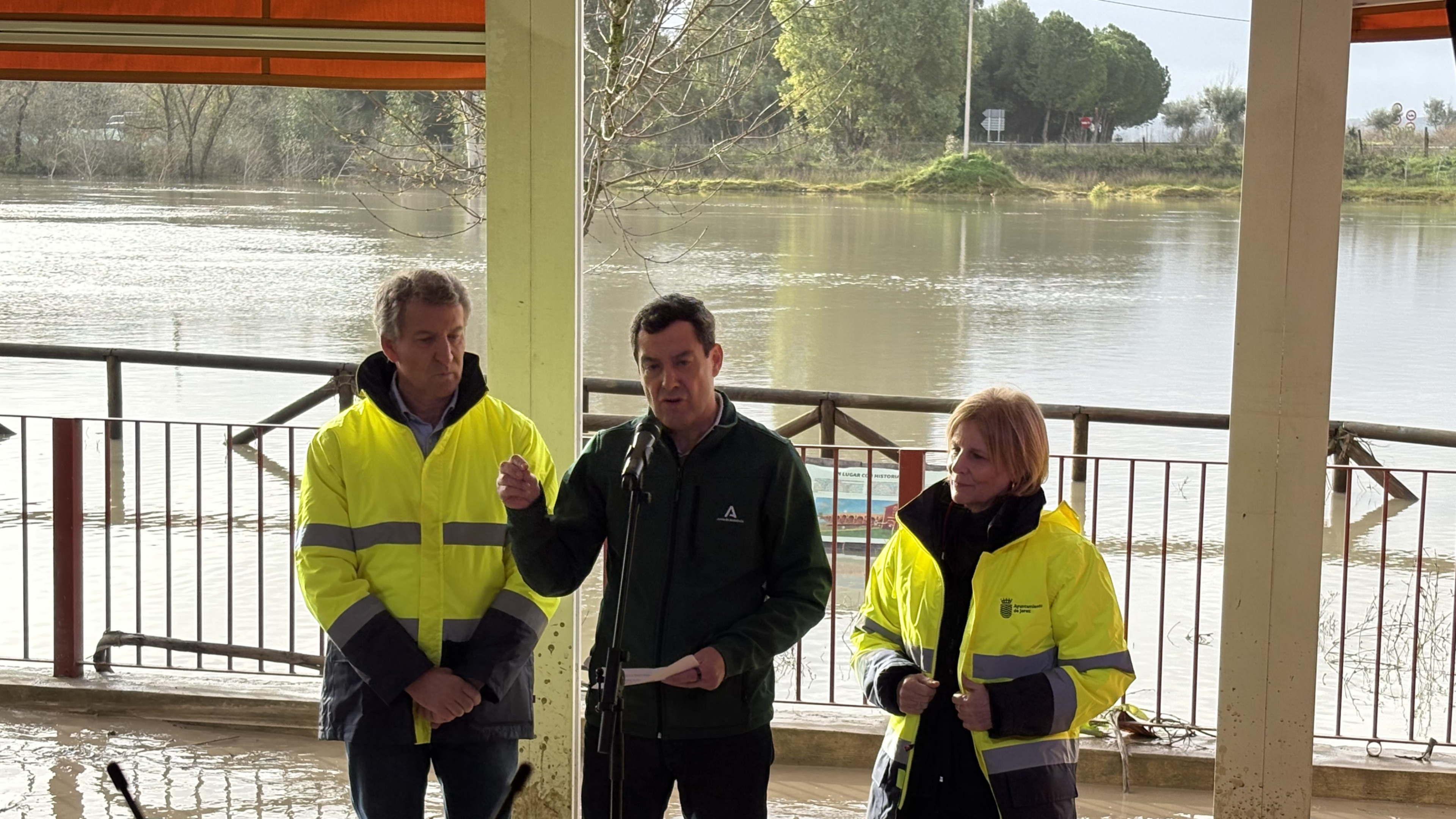 Moreno eleva a más de 2.000 millones los daños en Cádiz y reclama la activación de todos los fondos de ayuda