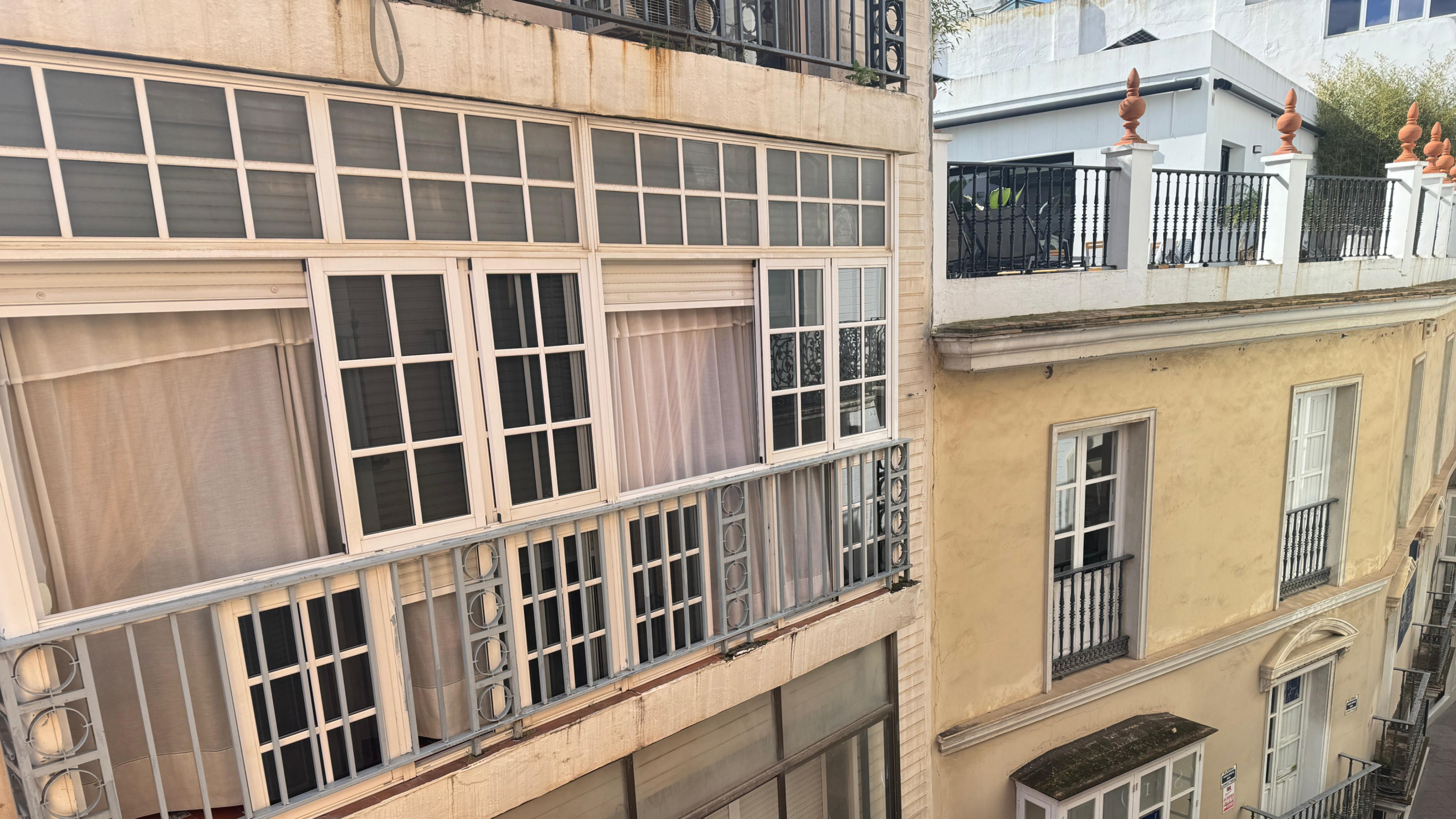 Investigan a un administrador de fincas de Sevilla por apropiarse de los fondos de varias comunidades