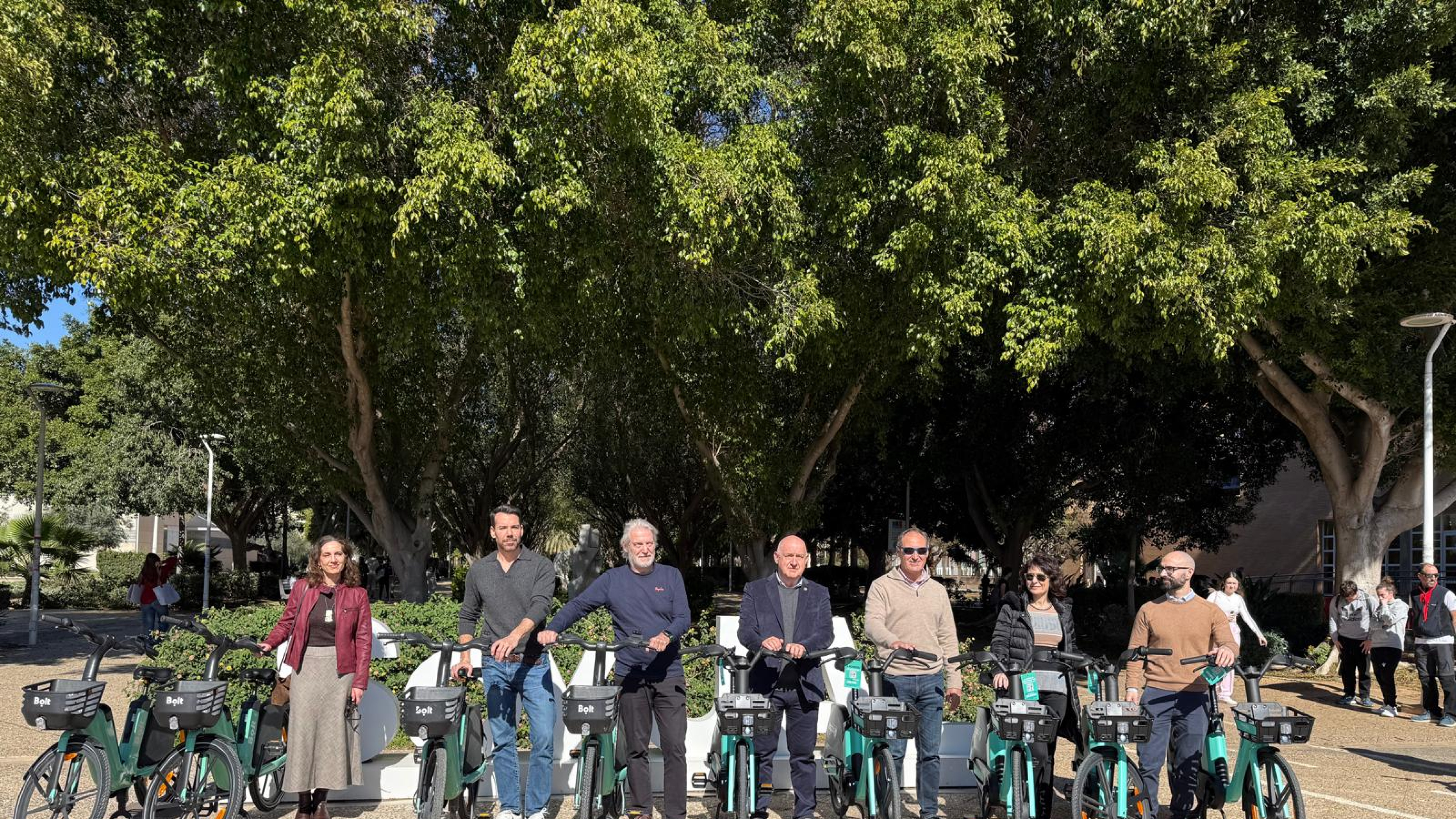 Almería pedalea hacia el futuro: estrena 600 bicicletas eléctricas para transformar la movilidad urbana