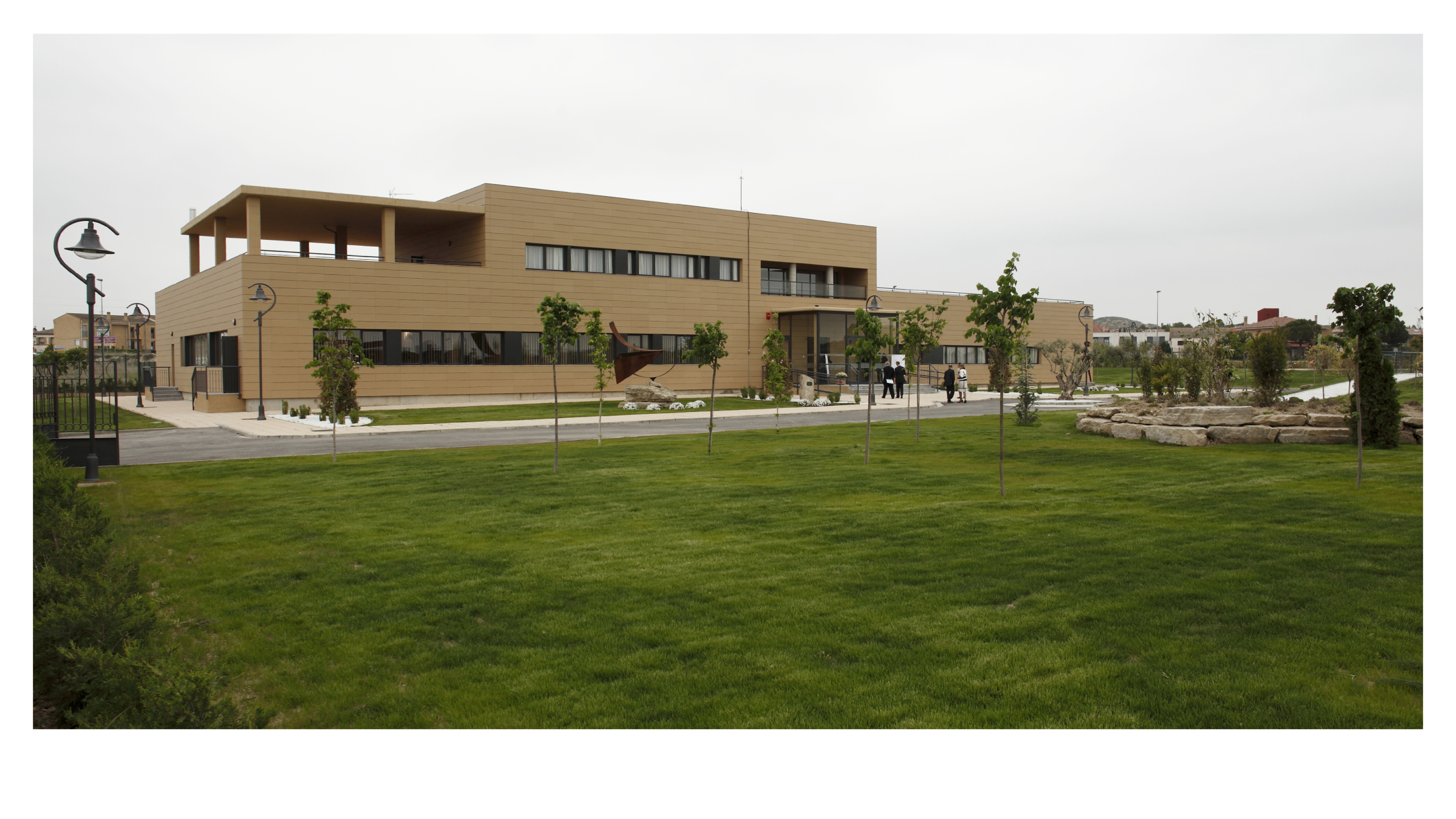 Dos oscenses reciben el máximo galardón de Aspanoa por su década de compromiso solidario: "Han sido fundamentales para nuestra asociación"