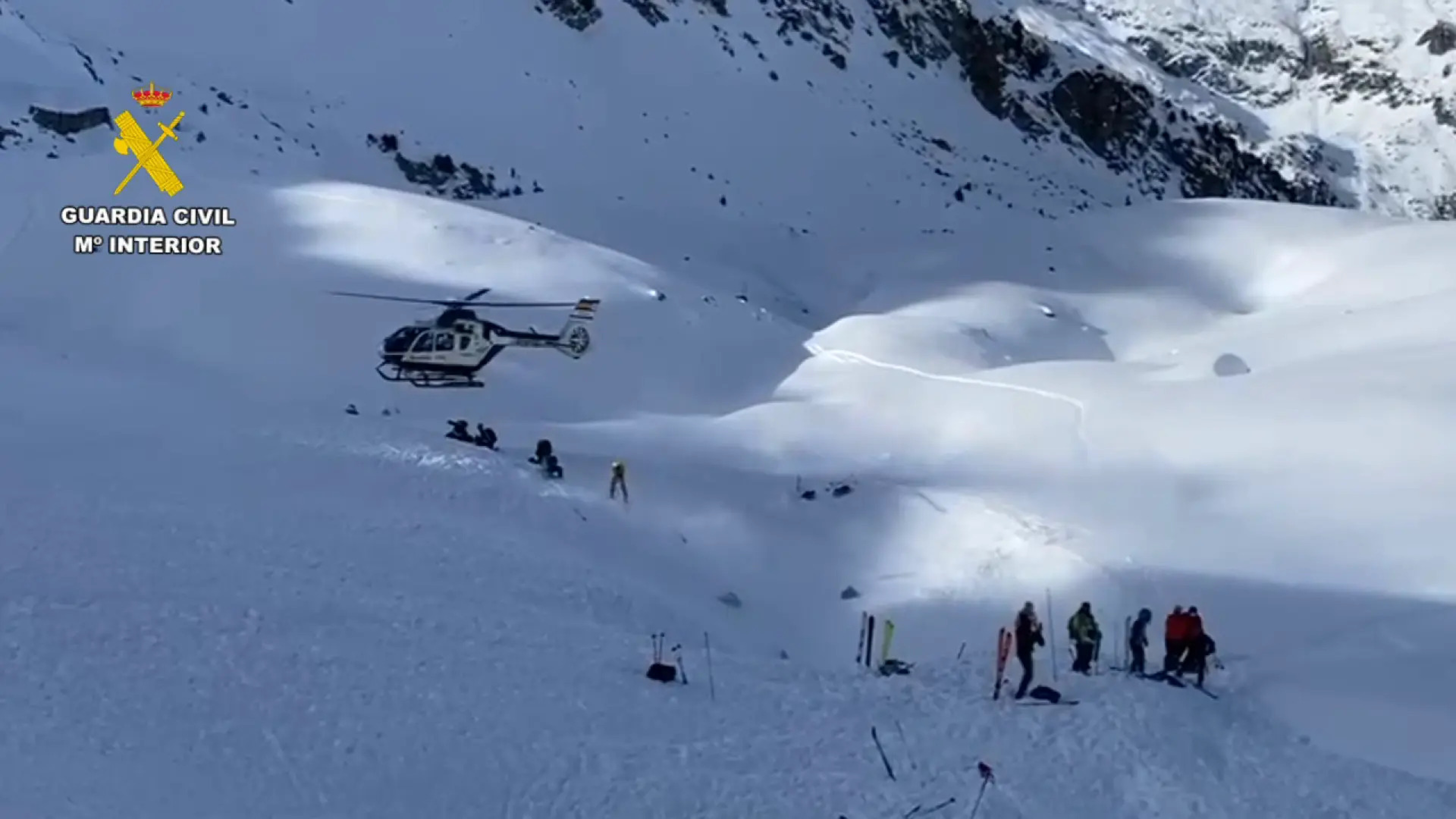 Elevado riesgo de aludes en el Pirineo Aragonés: nieve inestable, viento y lluvias mantienen la montaña en alerta