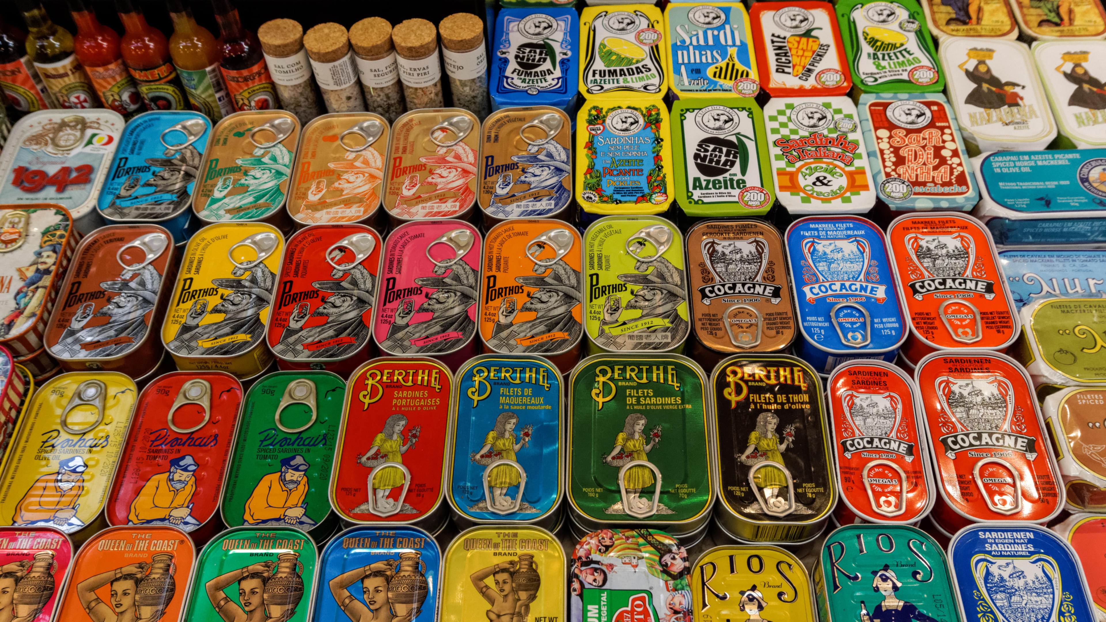 Rodrigo Arteaga, médico: "Comer sardinas dos o tres veces por semana es lo mejor que puedes hacer por tu cerebro"