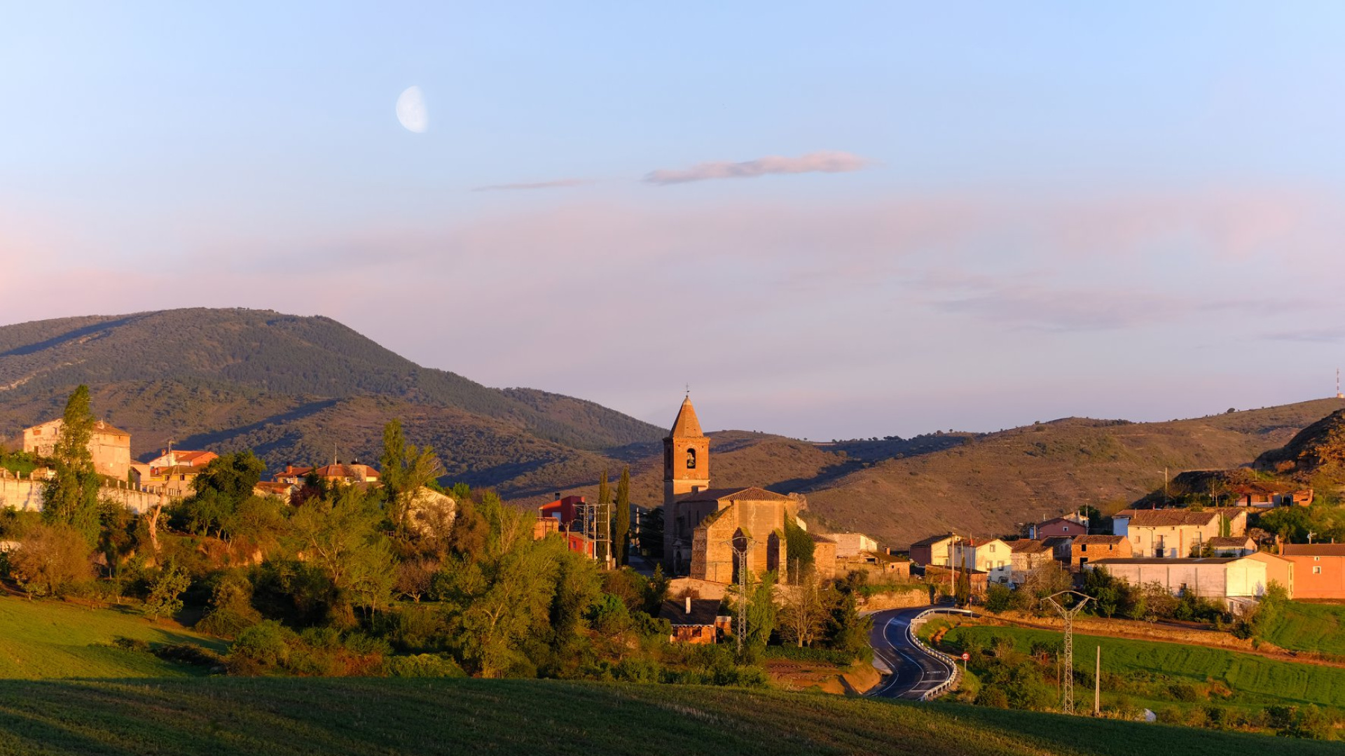 La Rioja destina medio millón de euros para blindar el comercio en los pueblos de menos de 300 habitantes