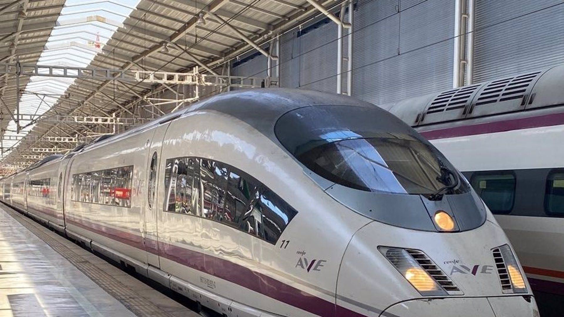 Una avería eléctrica paraliza la conexión por tren entre Sevilla y Huelva y la línea C5 de Cercanías