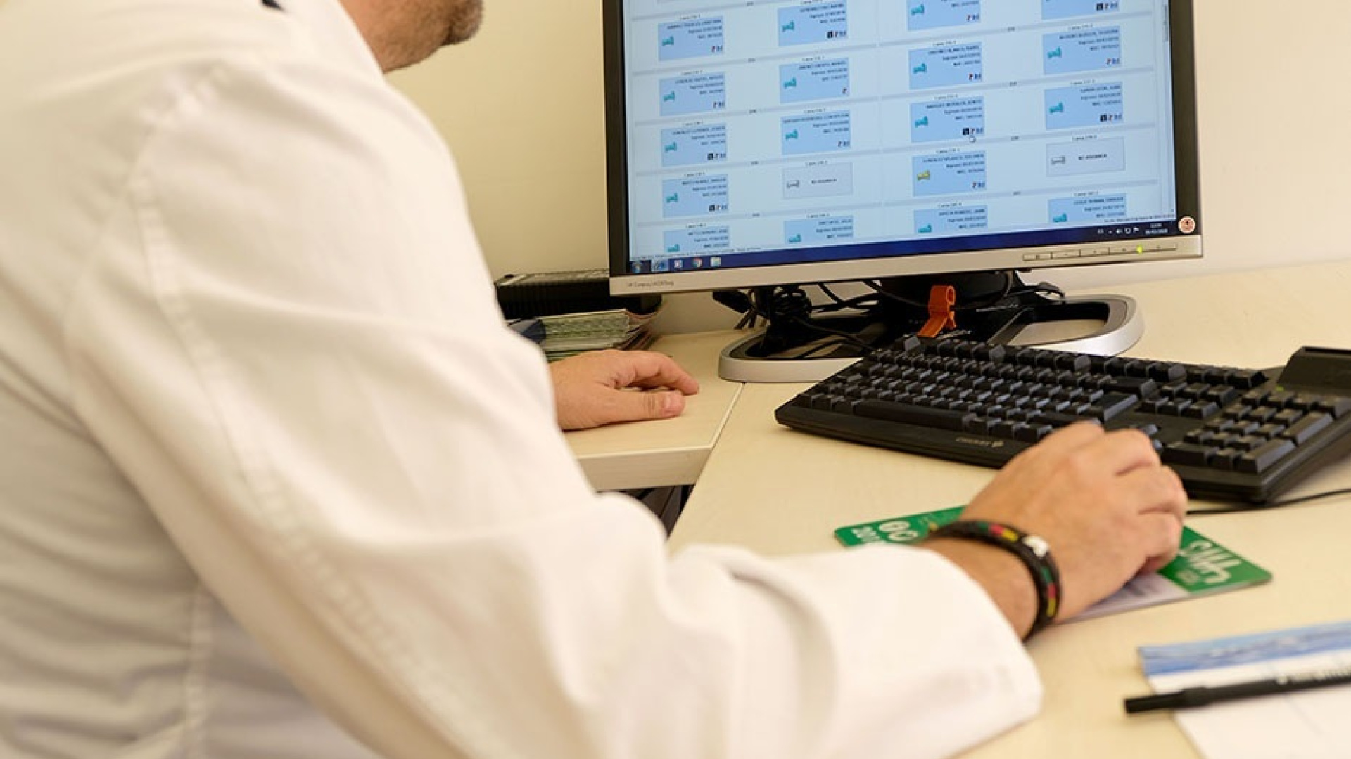 Valdelacalzada se planta ante el colapso de su centro de salud con un solo médico