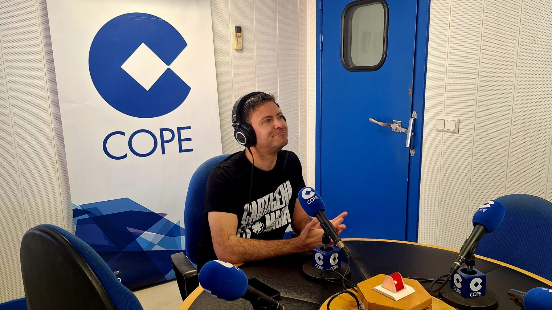 Cartagena se rinde al ilusionismo con un festival que desafía la realidad