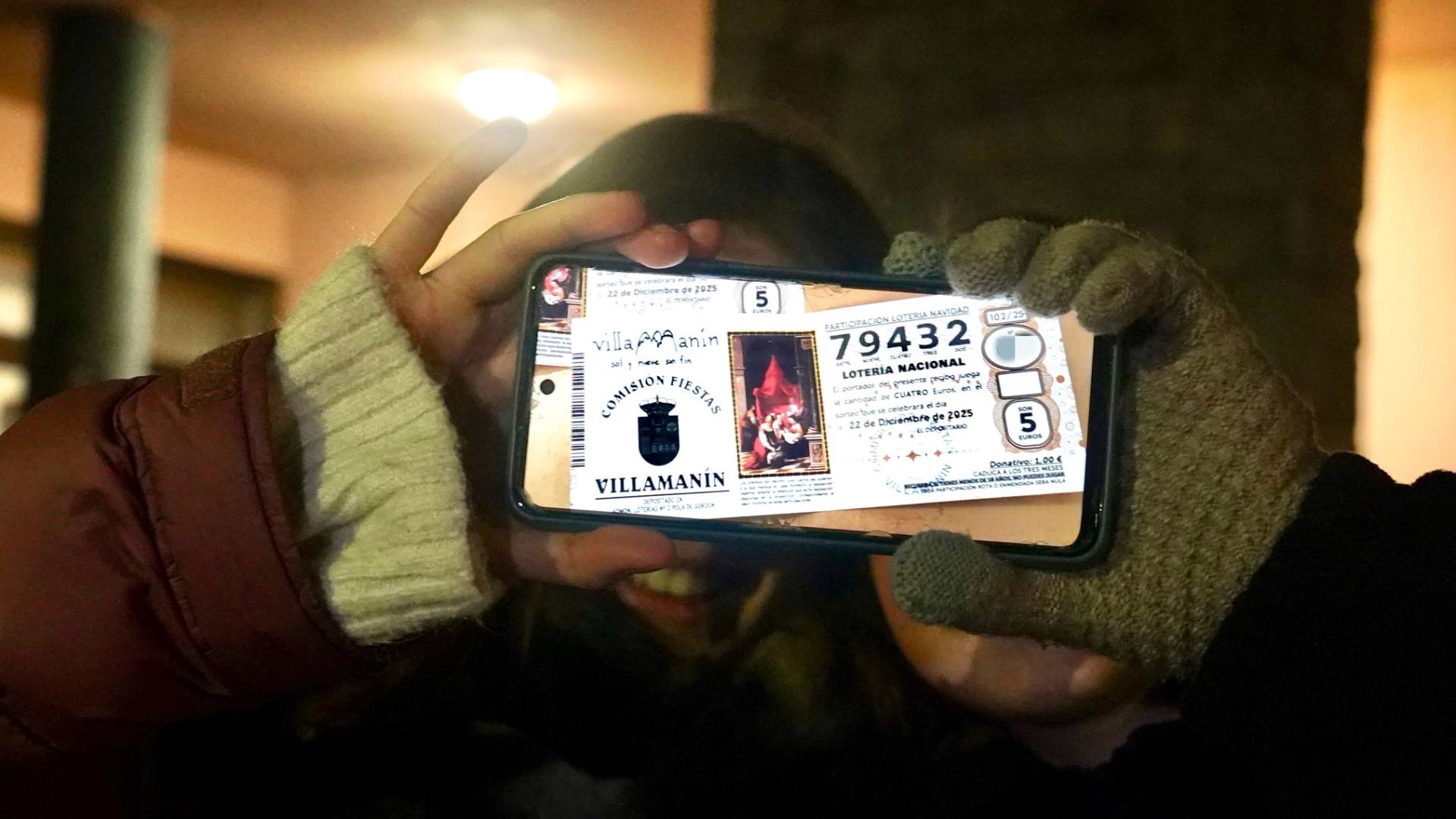 Sólo tres de las 450 papeletas premiadas con el Gordo de Navidad en Villamanín no han sido registradas para el cobro