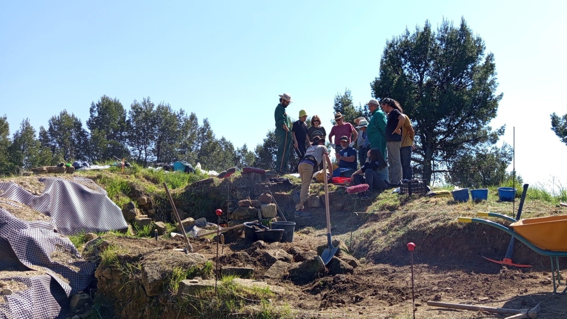 La arqueología desentraña la historia oculta del Castillo d'Os Muros de Ayerbe: 