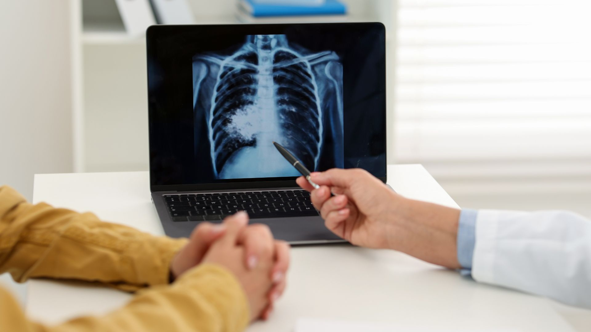 Las claves de la tuberculosis: qué significa tener la bacteria 'dormida' como los cinco trabajadores de Toledo