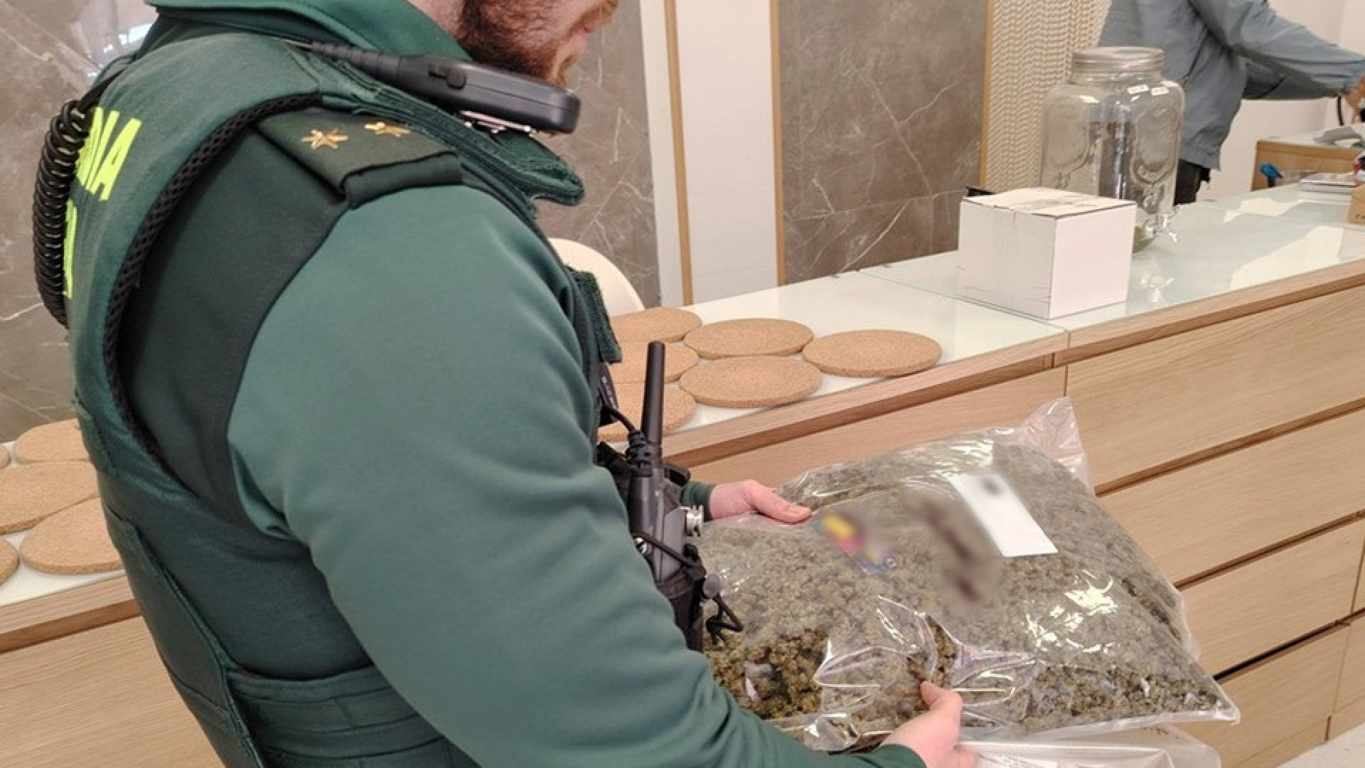 “Una familia, un negocio ‘legal’… y un secreto que la Guardia Civil acaba de destapar”