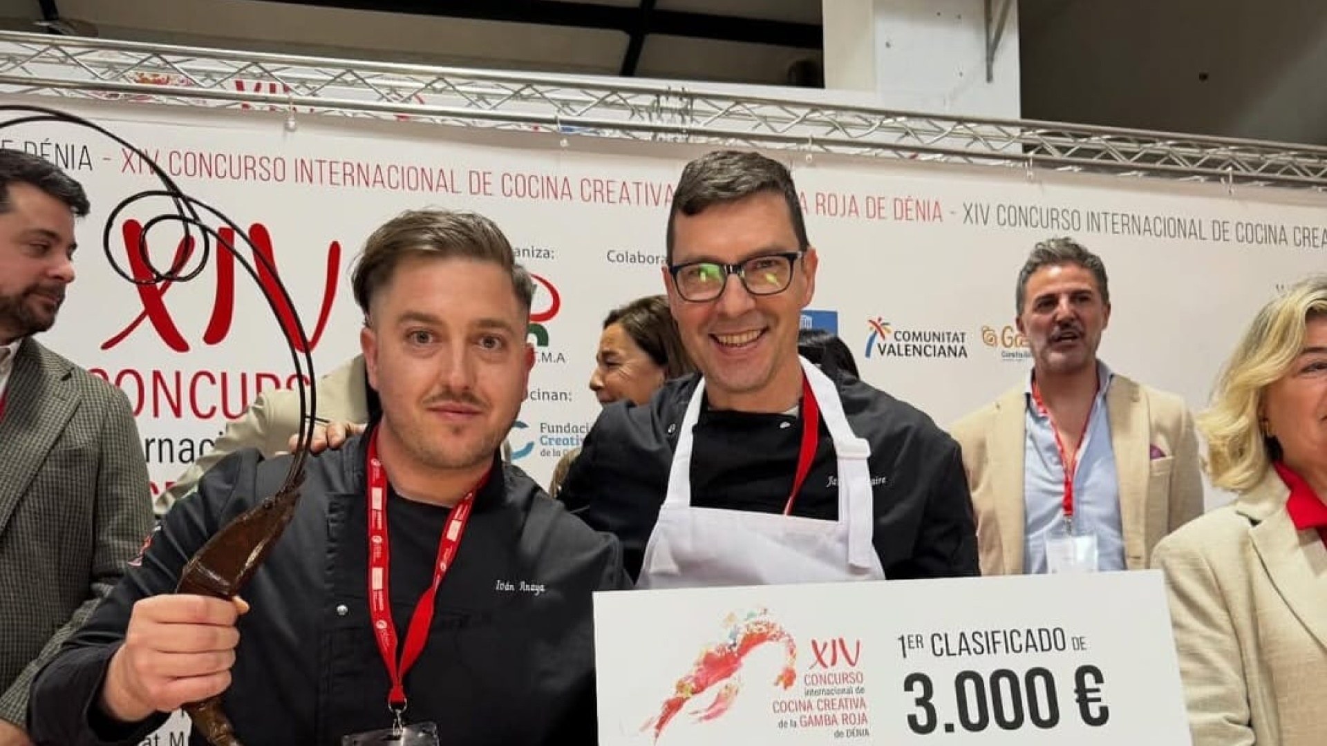 Un ajillo corona al nuevo rey de la Gamba Roja de Dénia