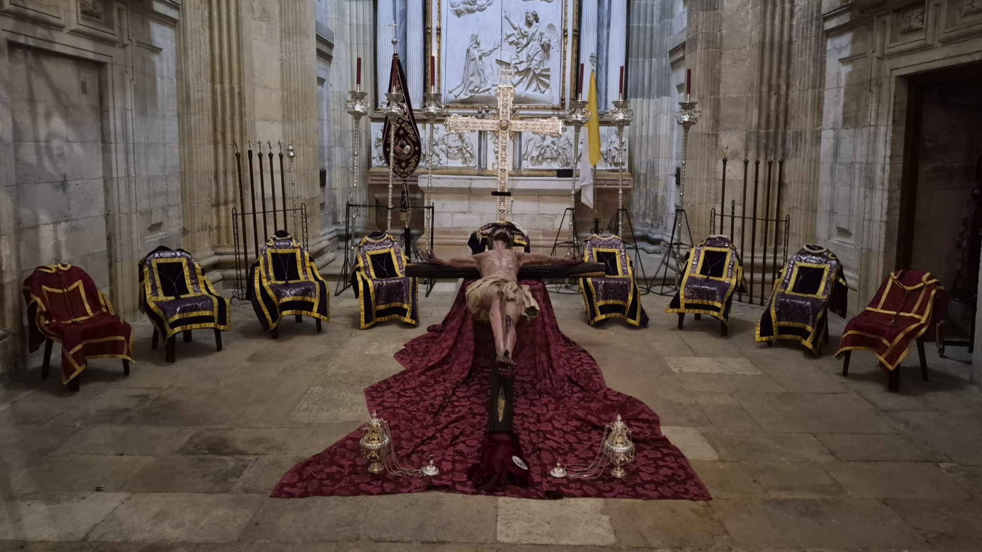 Oviedo hace historia y estrena una procesión antes de la Semana Santa