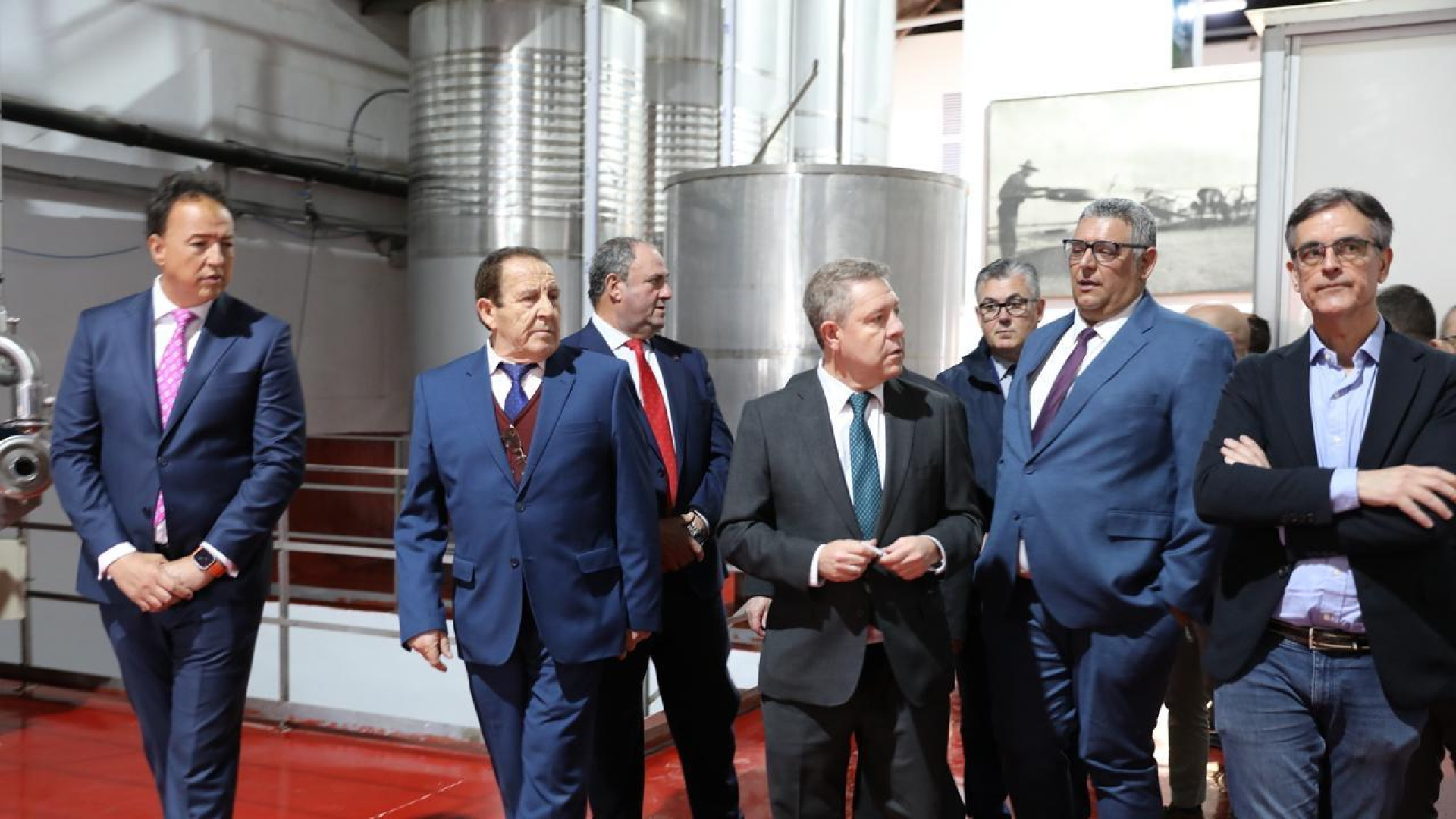 Solagro lleva a una bodega de Albacete a una nueva era con una rompedora arquitectura inspirada en la uva