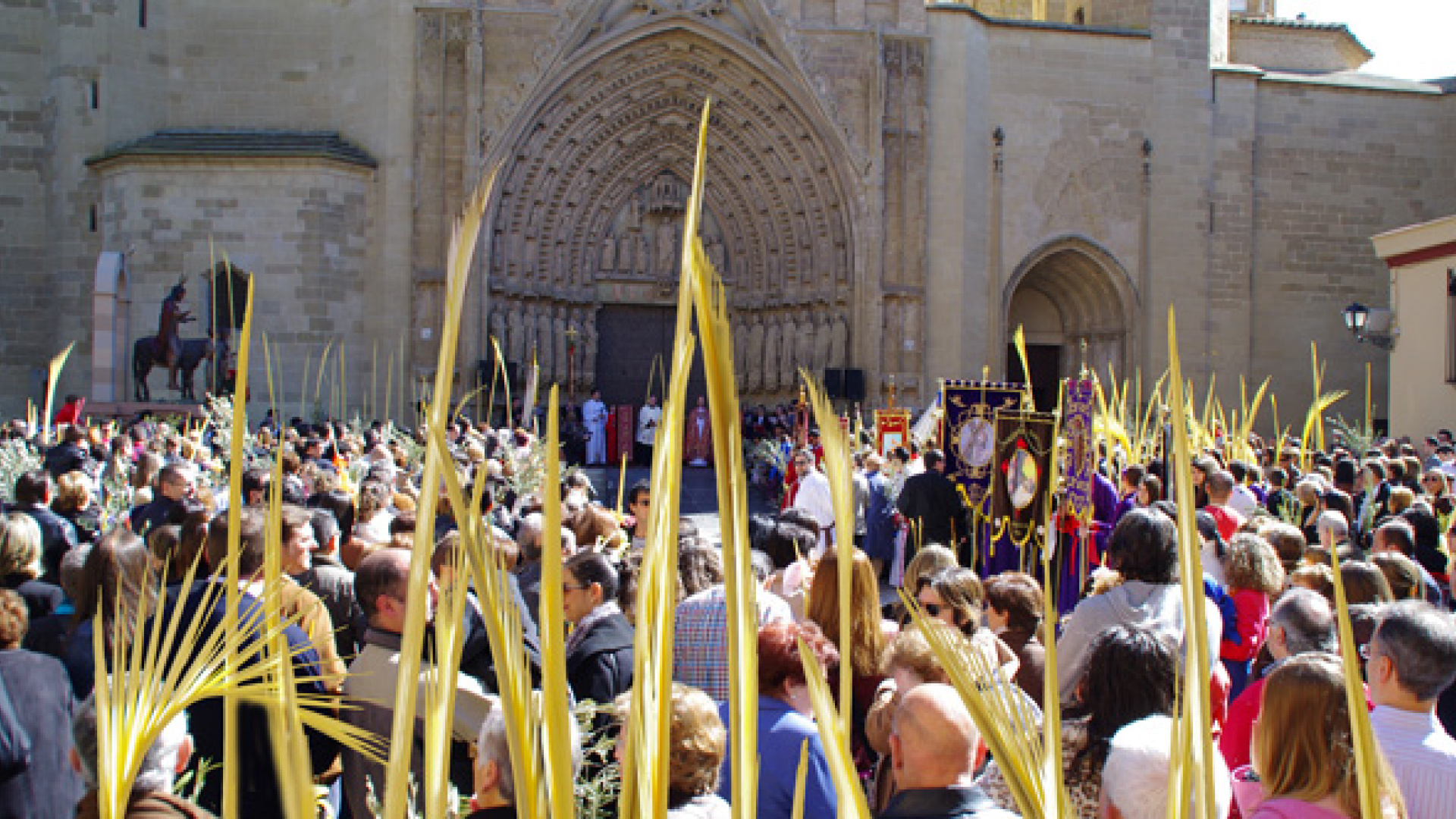 Huesca se adentra en su Semana Santa