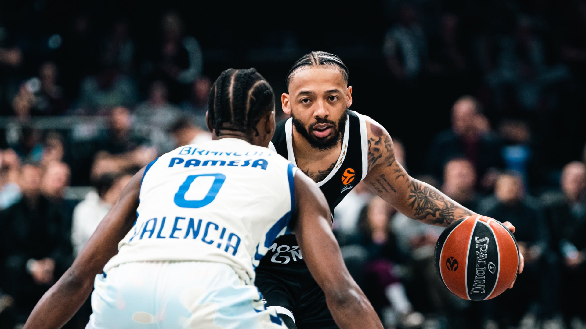 En un maratoniano partido en Belgrado esta vez le sale cruz a Valencia Basket (110-104)