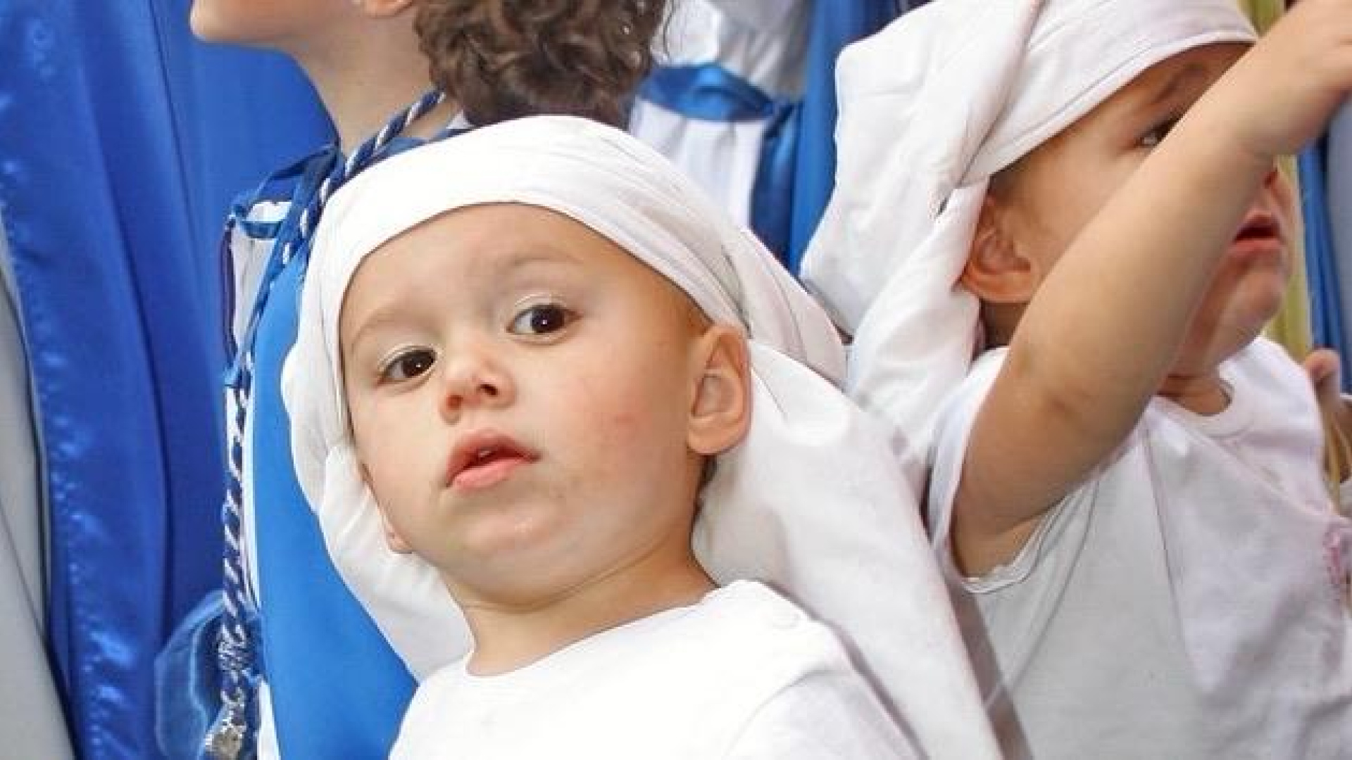 La Borriquita de Badajoz procesiona un tramo en silencio por las personas con TEA: 
