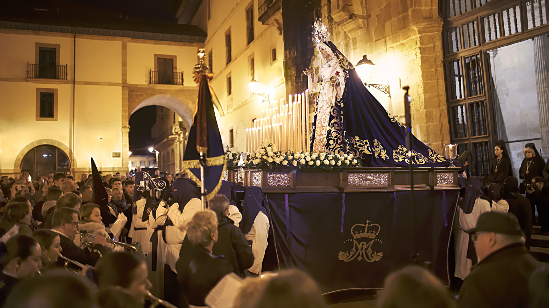 Semana Santa de Oviedo: la fusión 