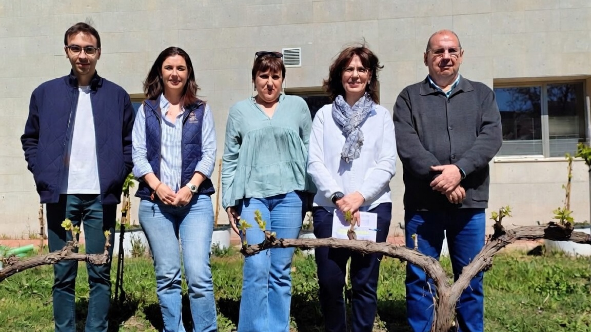 La UCLM define los 12 suelos que marcan el futuro del vino en Castilla-La Mancha