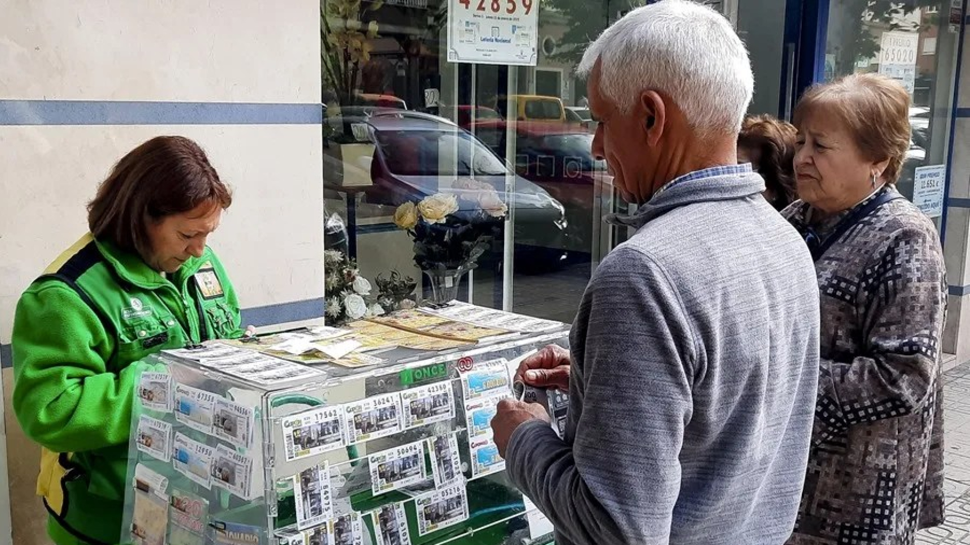 Un vecino de Avilés, nuevo millonario: millón y medio de euros, da las gracias a la vendedora y prefiere seguir en el anonimato