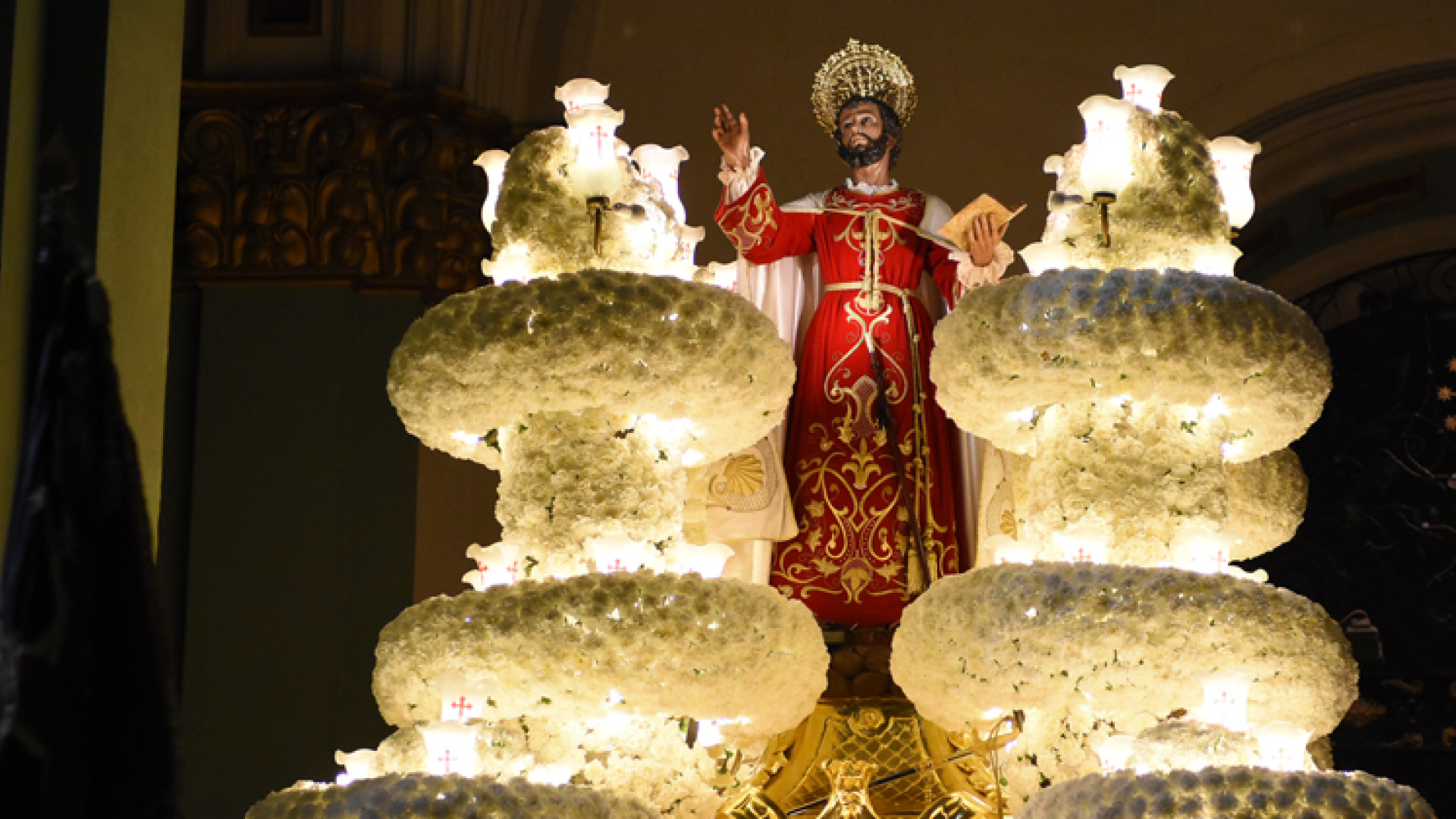 La procesión de los Apóstoles se consagra como la más cartagenera y anticipa un año más el arresto de San Pedro