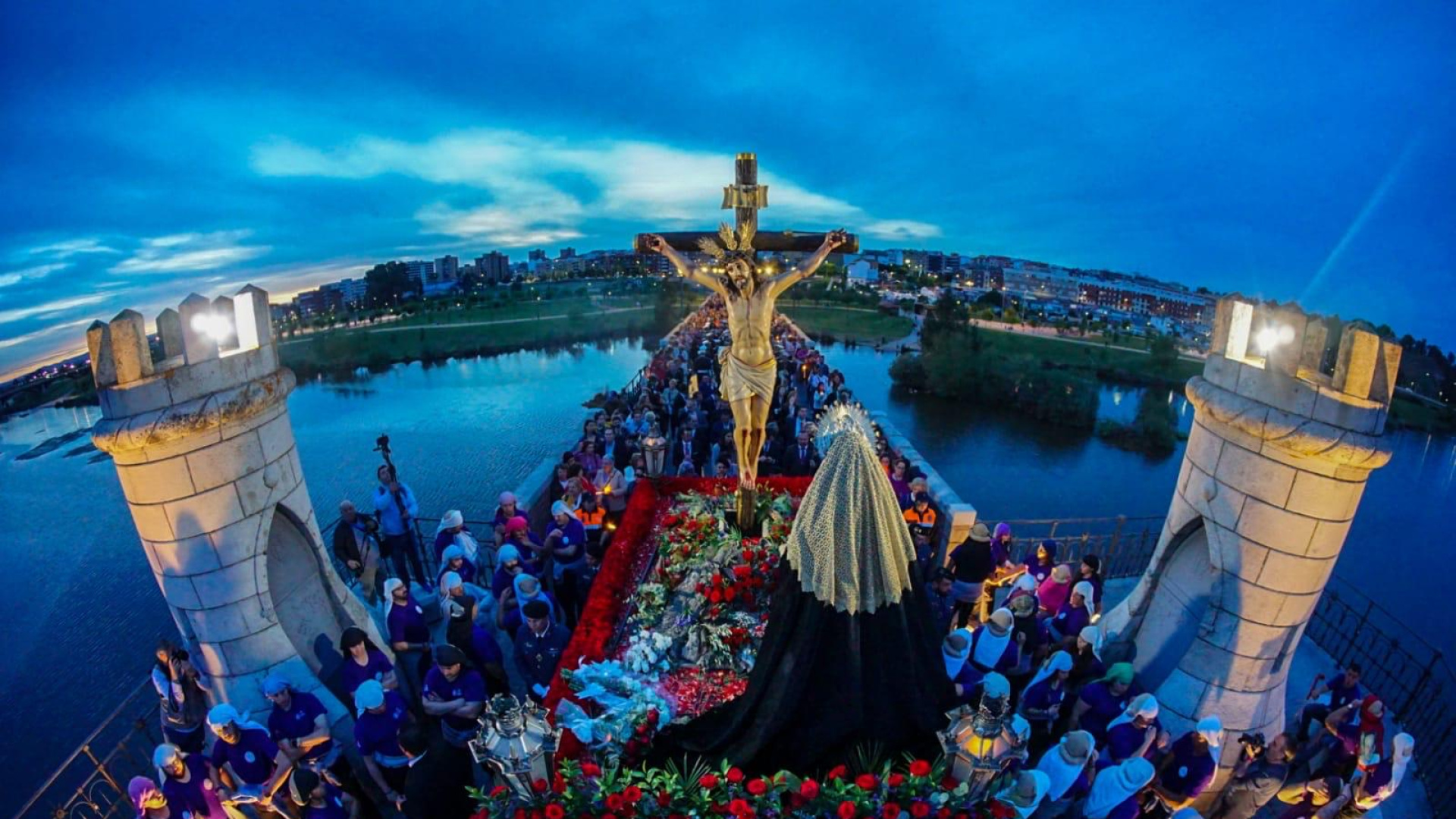 La Hermandad de la Estación: más de medio siglo de devoción en el Martes Santo de Badajoz
