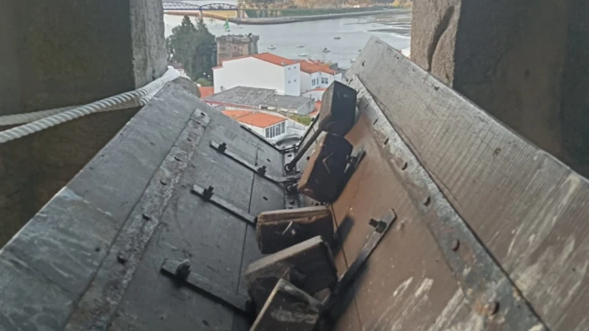 Las carracas de Pontedeume: el sonido ancestral que sustituye a las campanas en Semana Santa