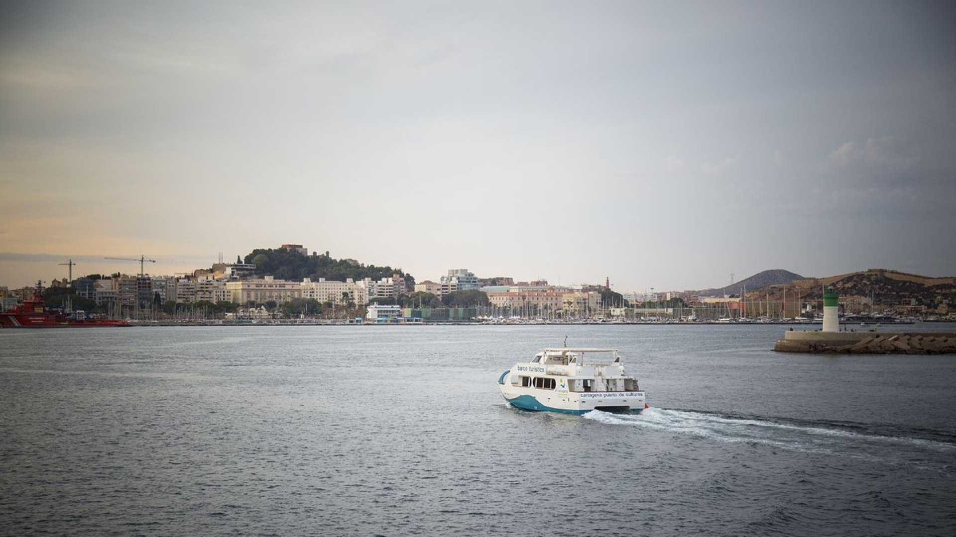 Cartagena vive un fin de semana repleto de procesiones, cultura y deporte