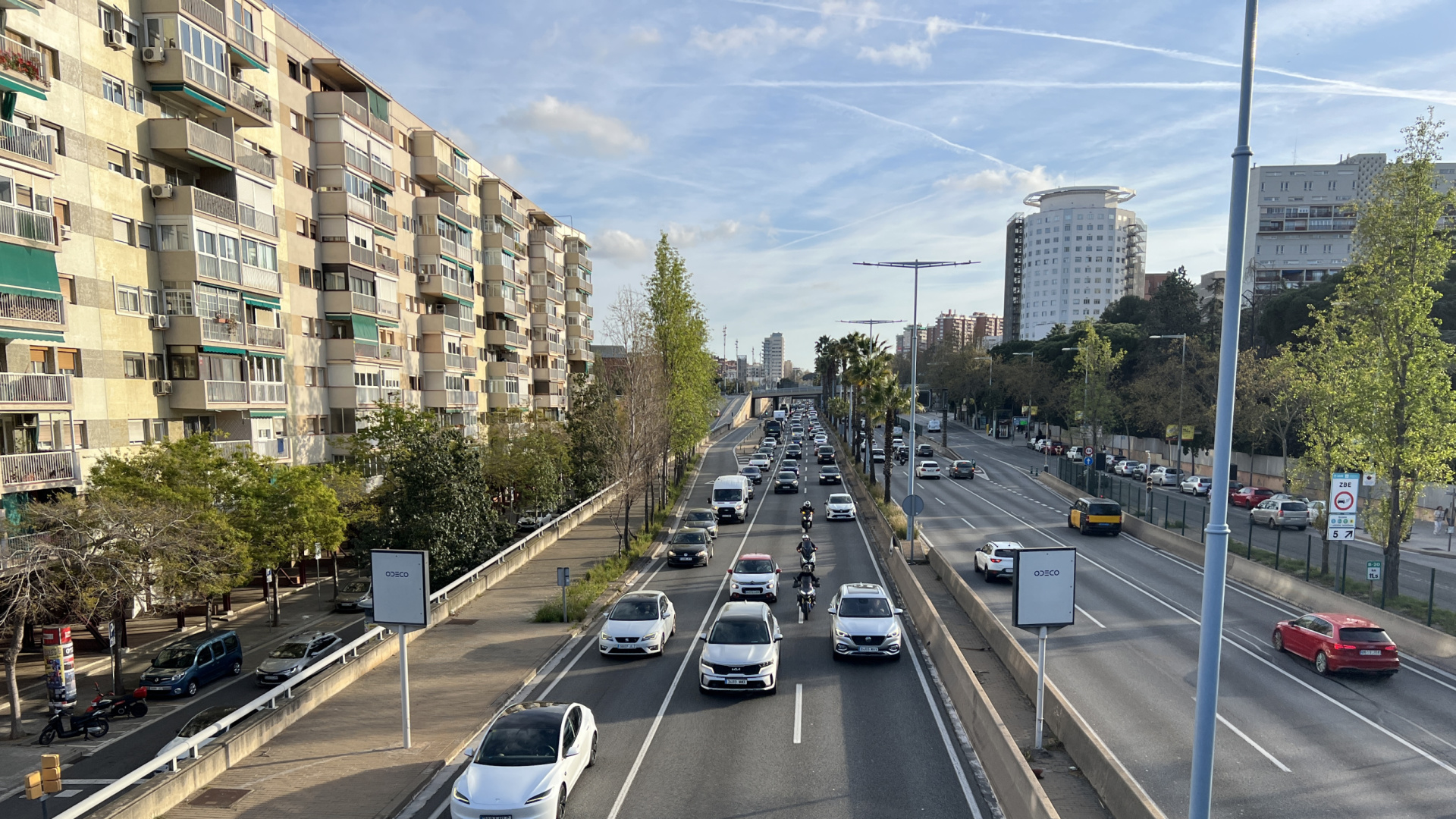 Trànsit despliega 100 kilómetros de carriles adicionales para la gran salida de Semana Santa
