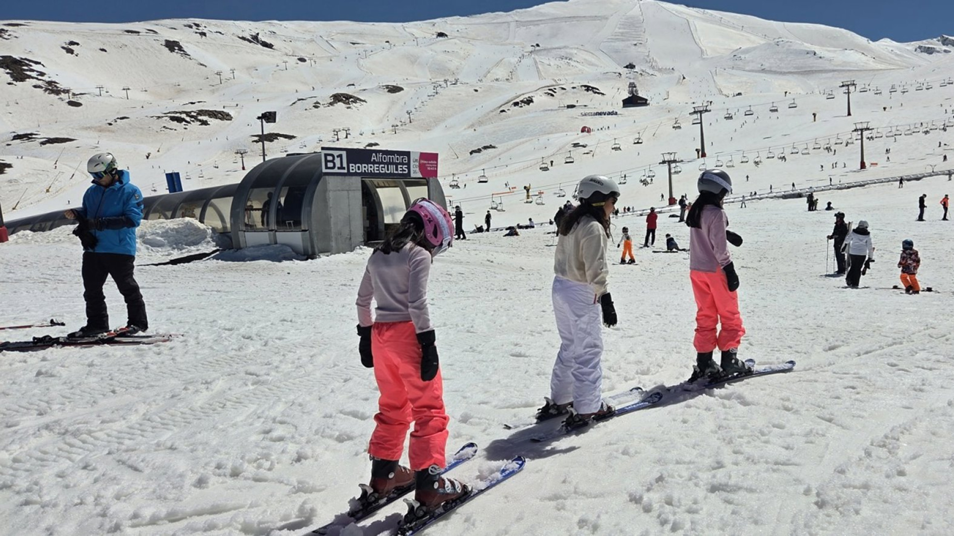 Sierra Nevada vive una Semana Santa histórica