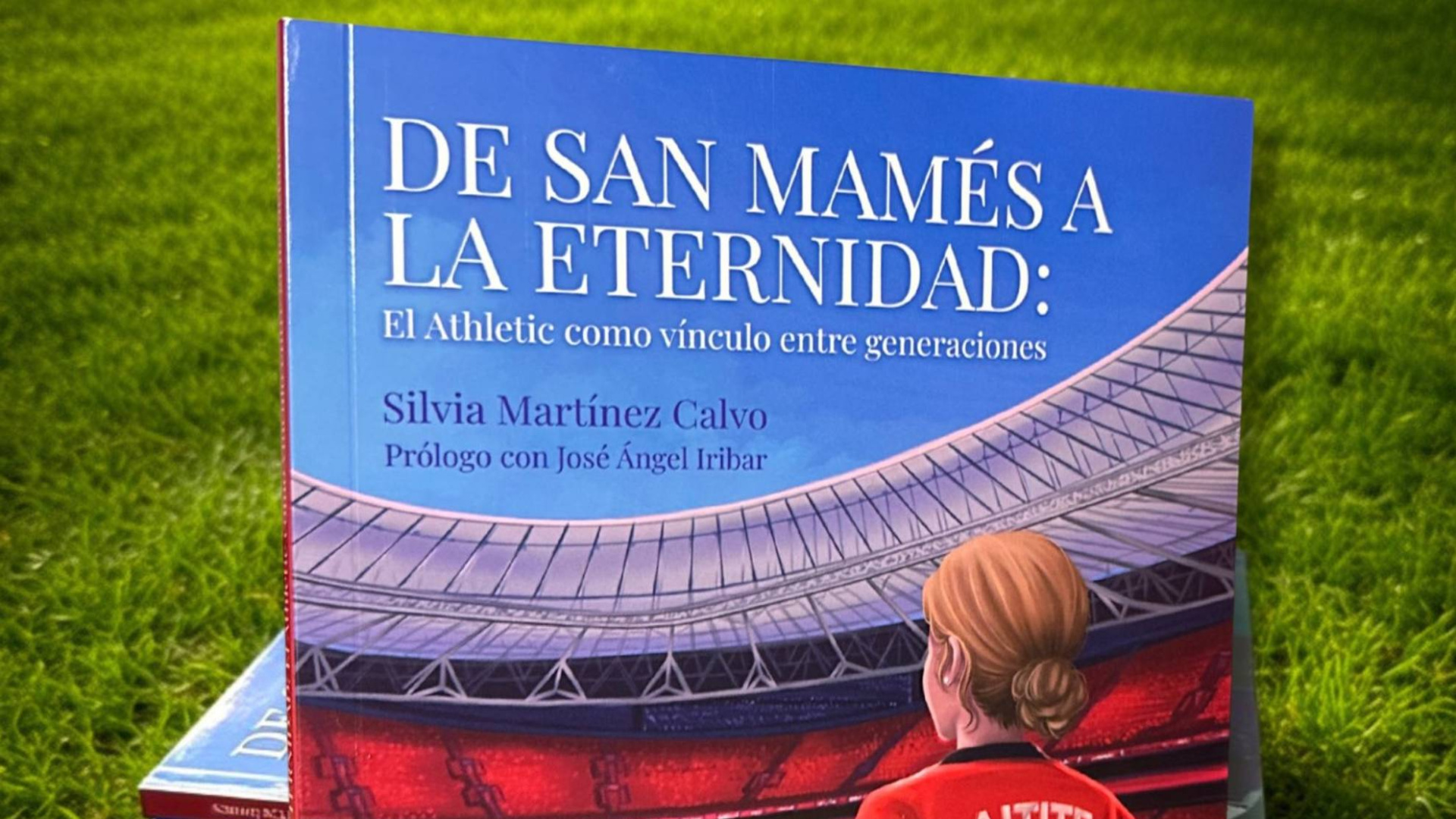 El libro sobre el Athletic que emociona a la afición: Silvia Martínez agota la primera edición en un mes