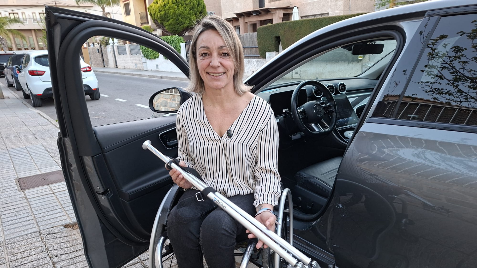 La solución de 150 euros que da la independencia al volante a personas con discapacidad llega al Congreso