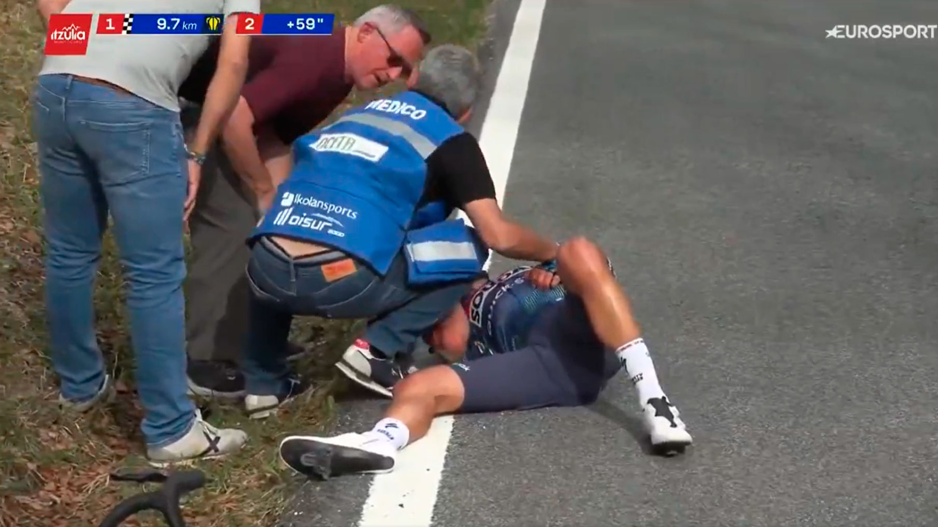 Mikel Landa se retira de la Itzulia tras su dura caída